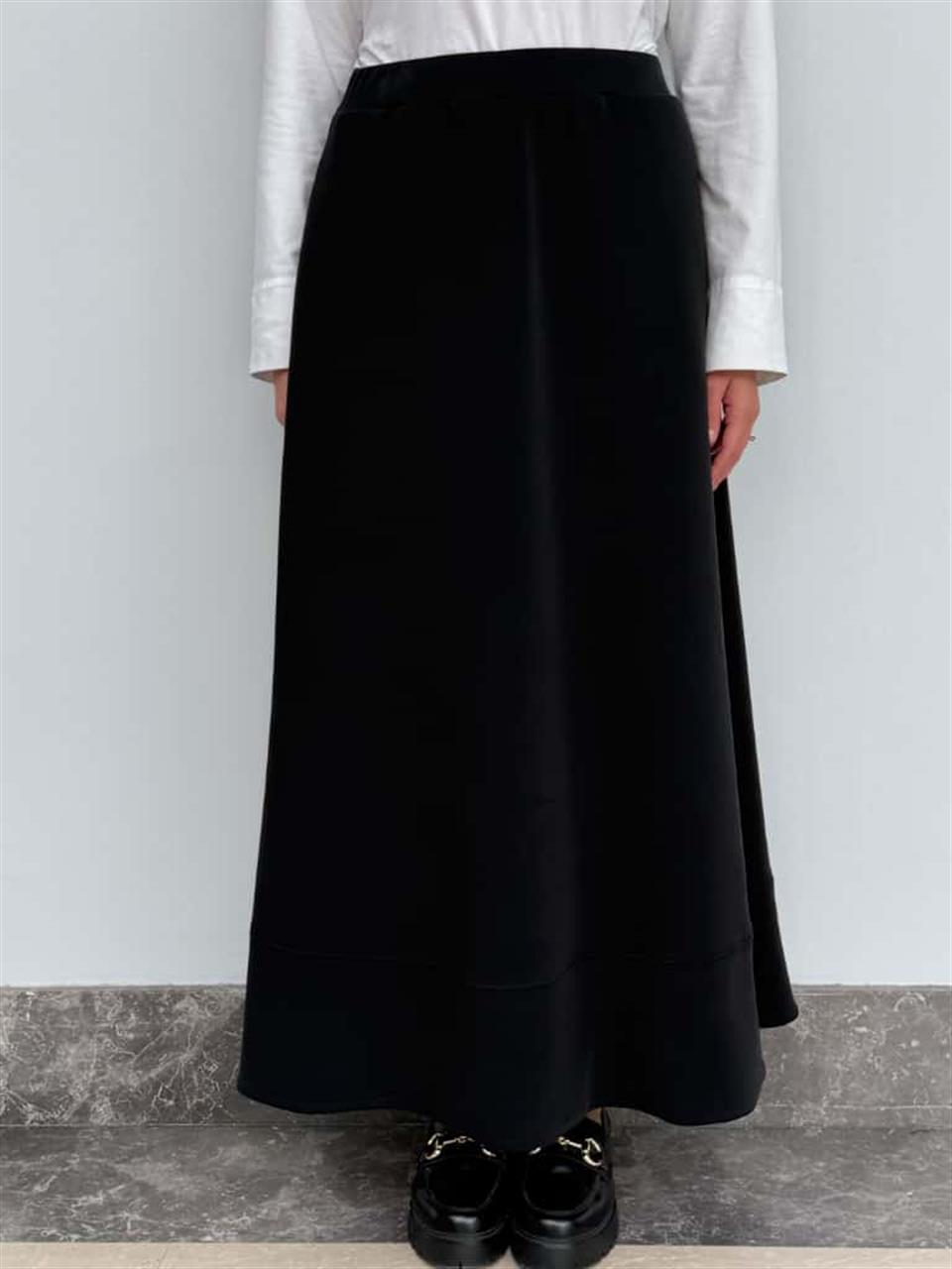 Siyah Örme Kloş Etek