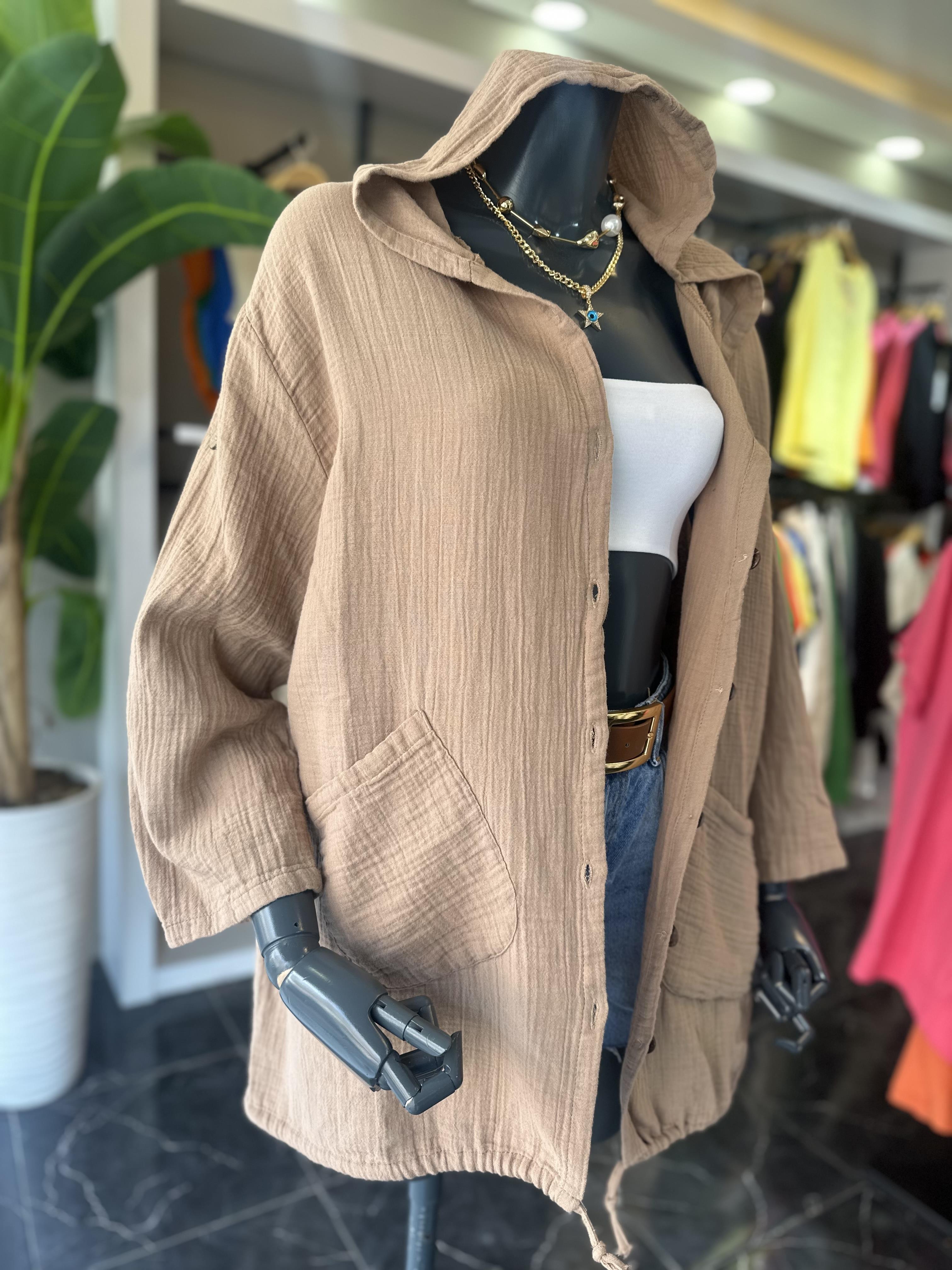 Açık Kahve Cepli Kapşonlu Müslin Gömlek