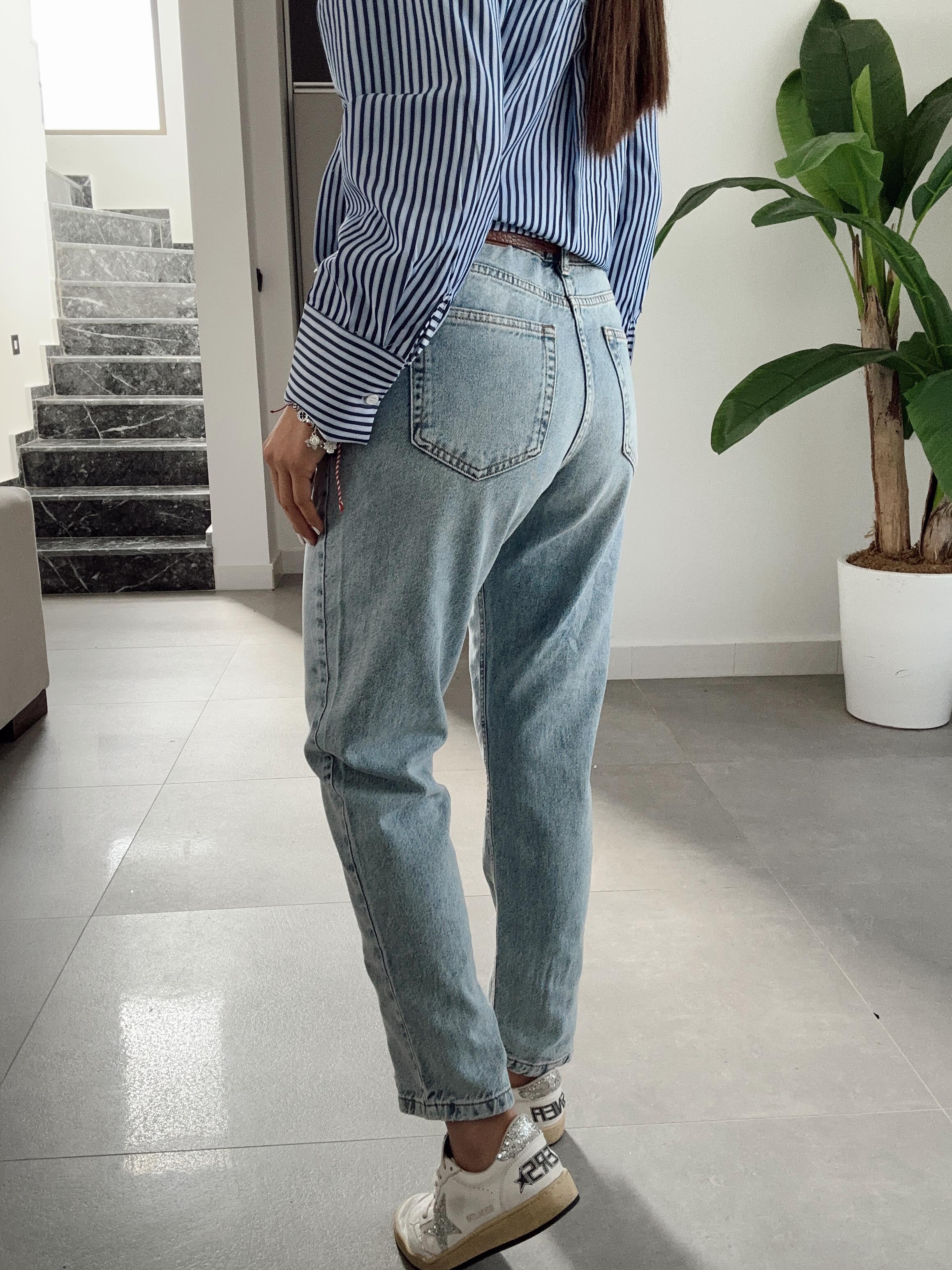 Açık Mavi Yüksek Bel Mom Fit Pantolon