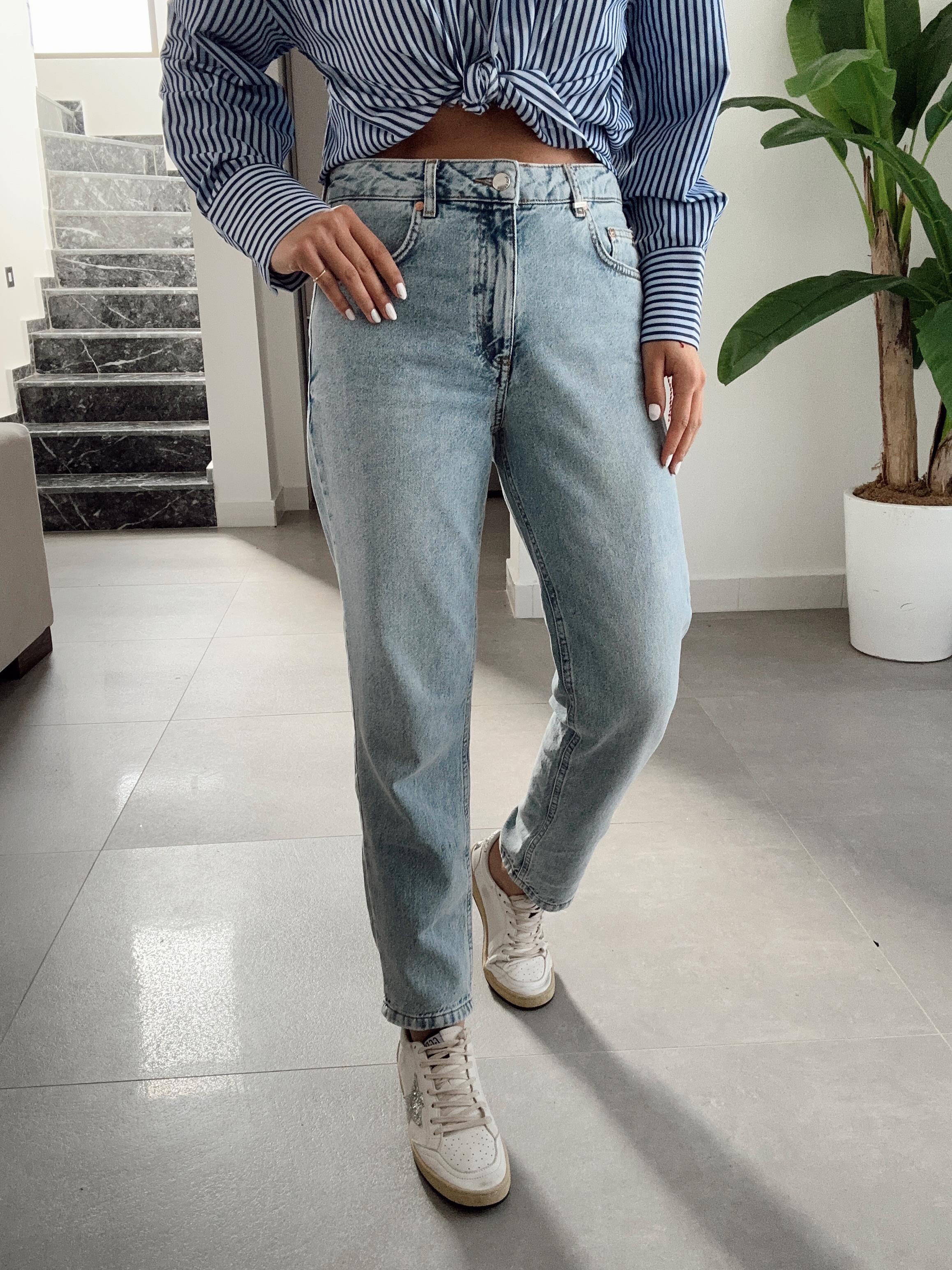 Açık Mavi Yüksek Bel Mom Fit Pantolon