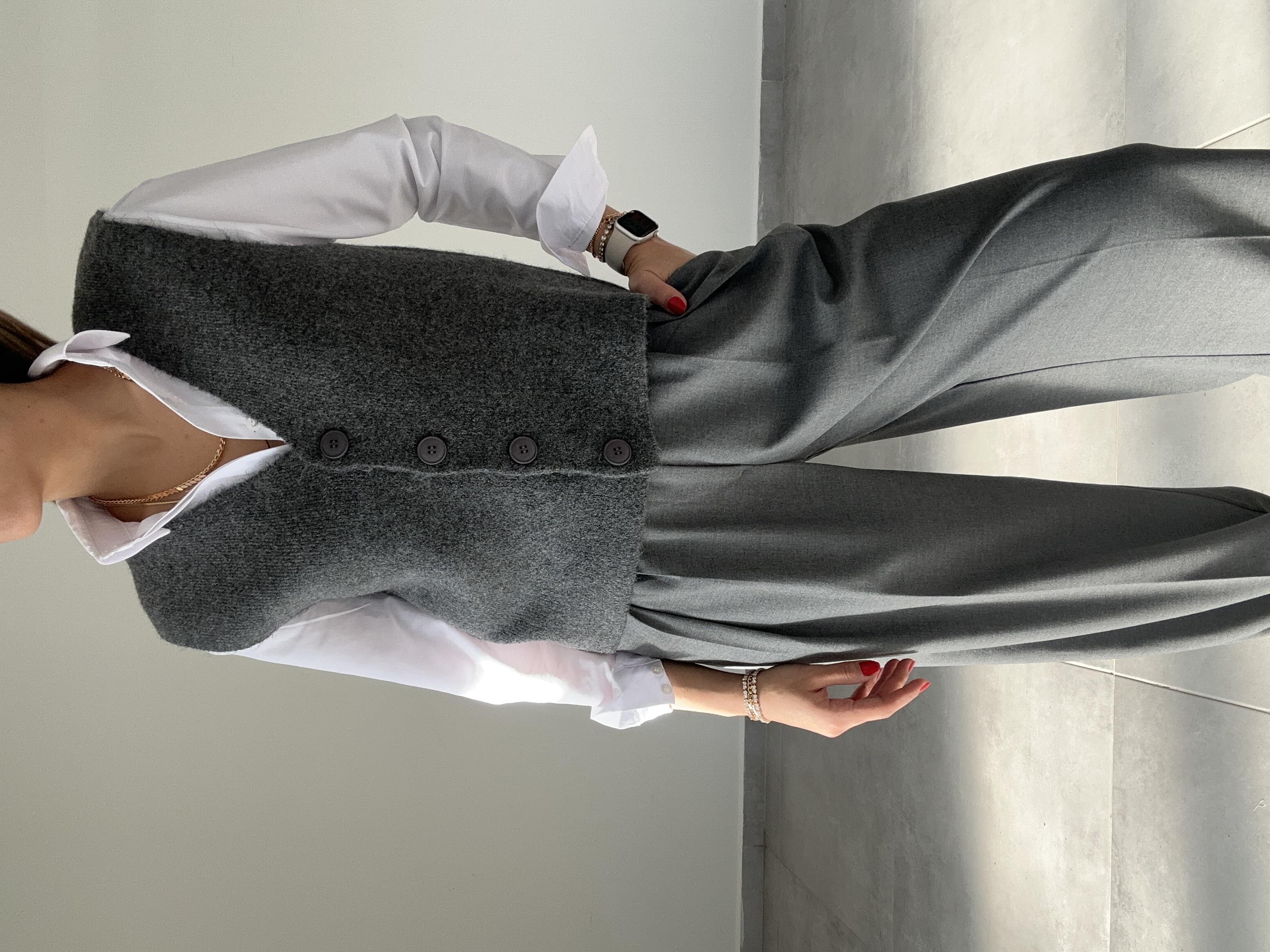 Antrasit Düğmeli Triko Yelek