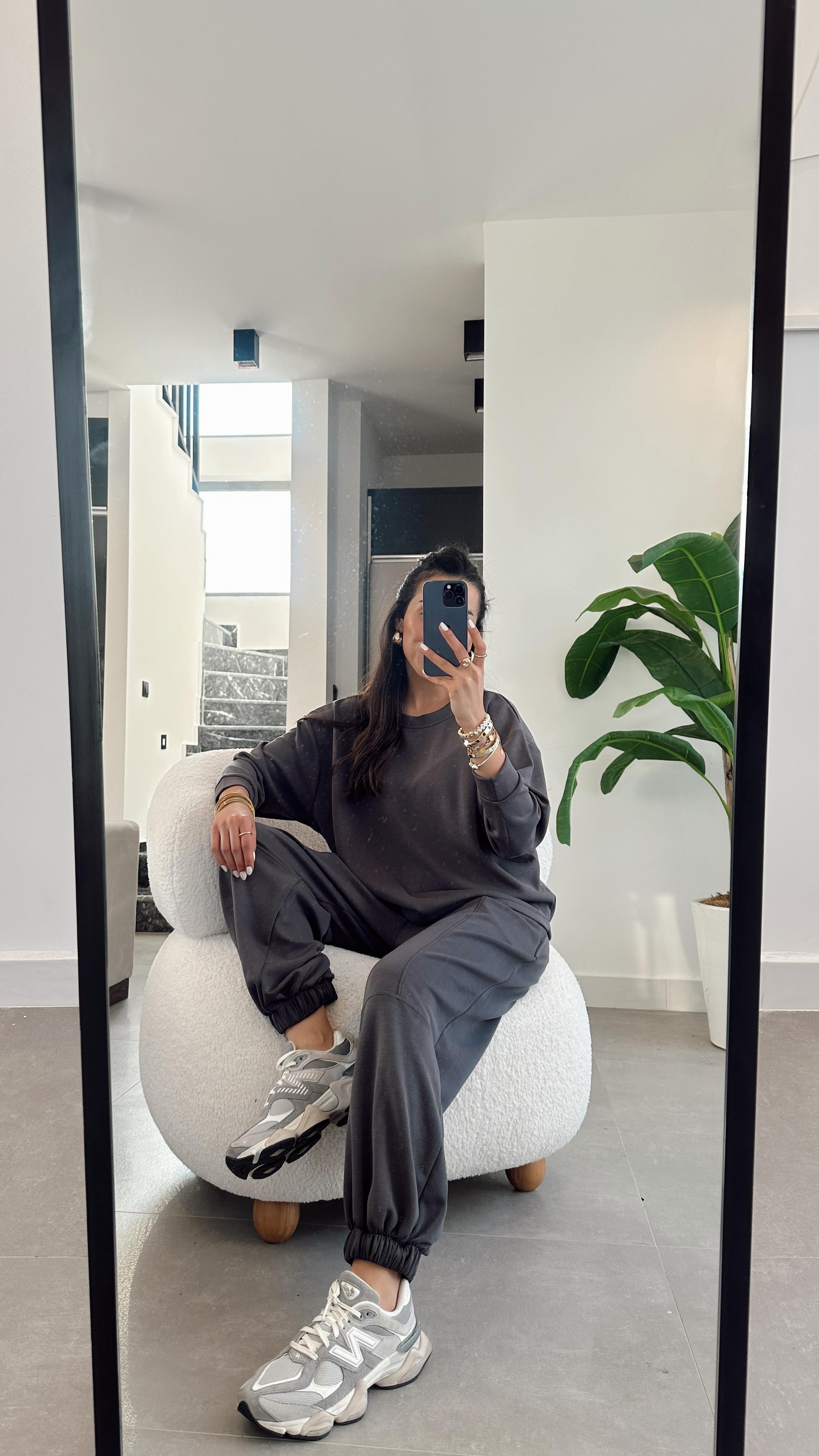 Antarsit Modal Kumaş Sırt Detaylı Takım