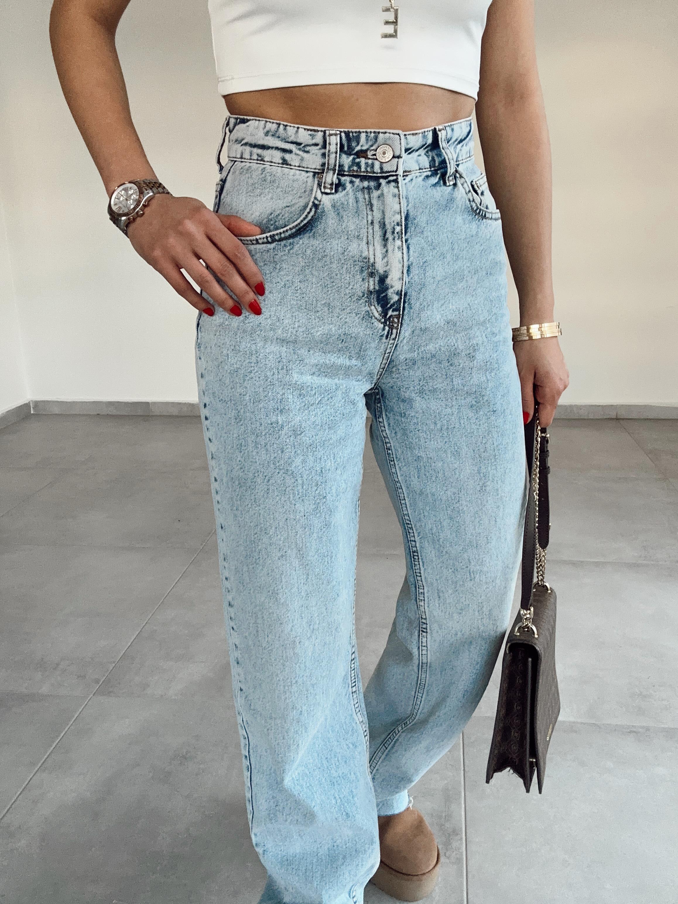 Arka Cep Detaylı Blue Jean