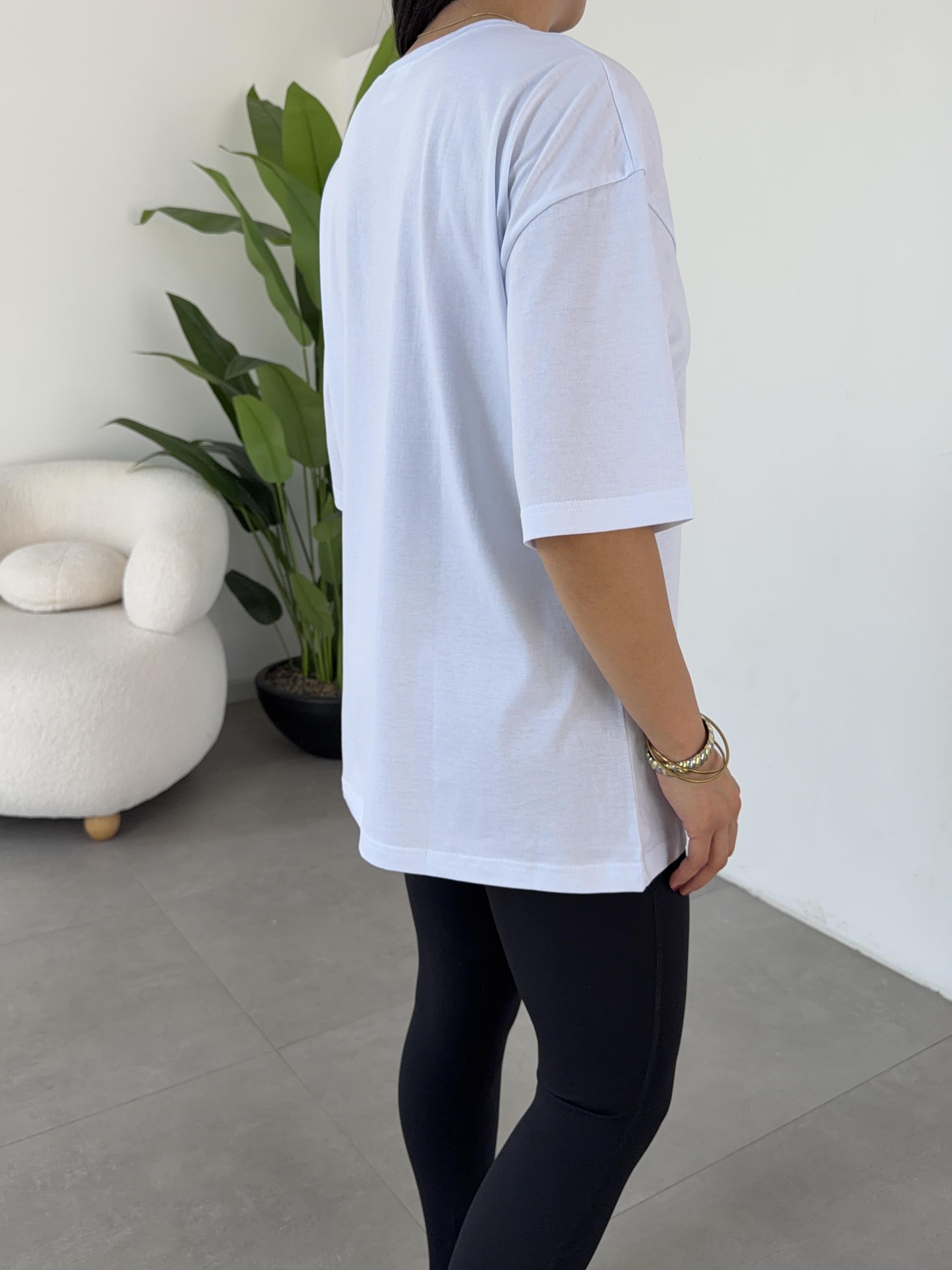 Beyaz Ao Basic Tshirt