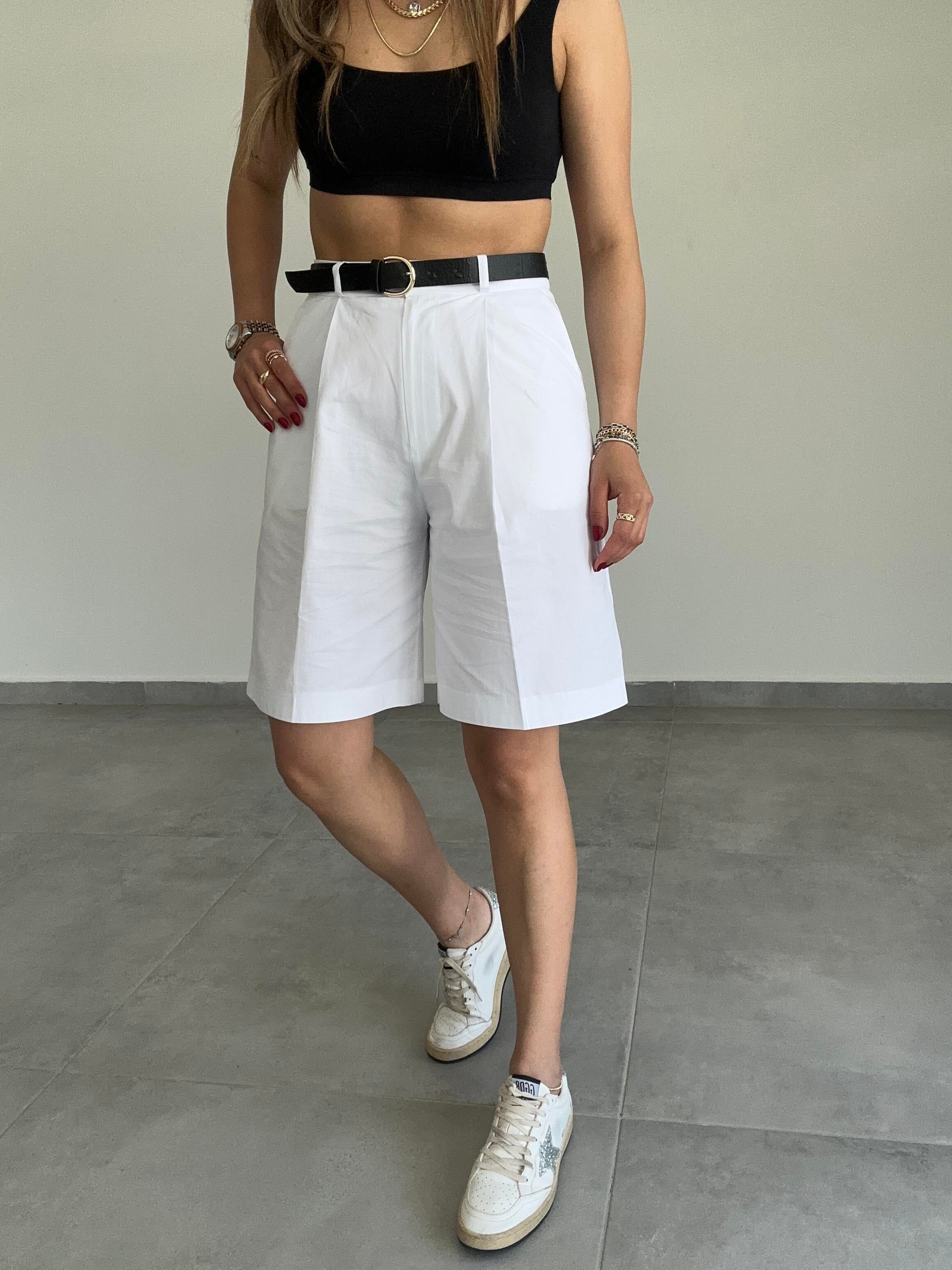 Beyaz Bermuda Şort