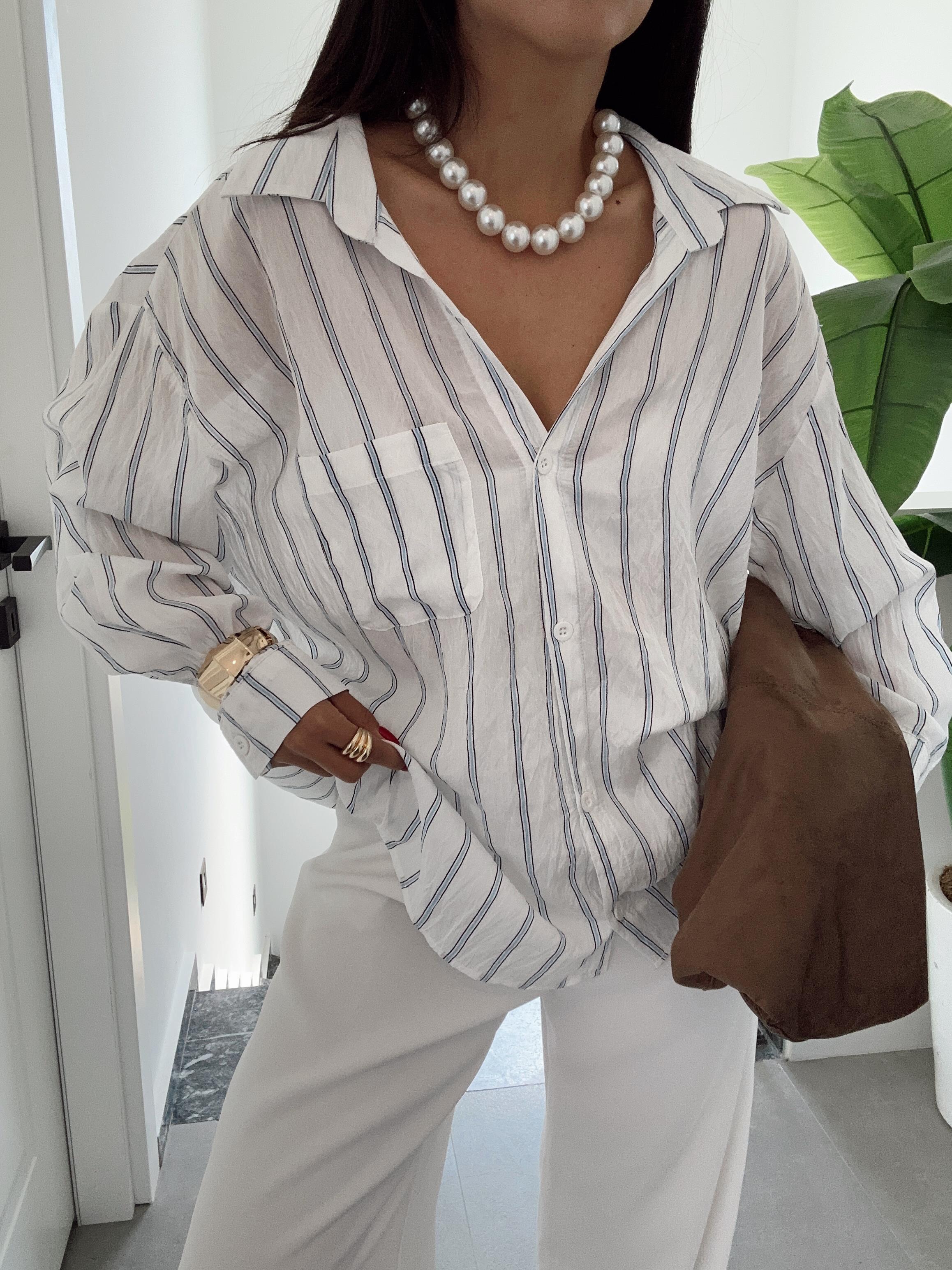 Beyaz Çizgili Kraş Gömlek