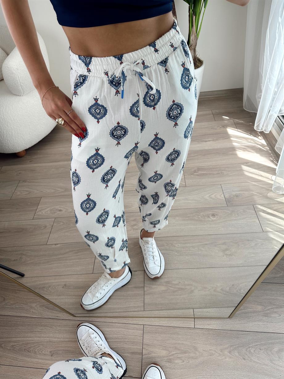 Beyaz Desenli Paça Pensli Pantolon