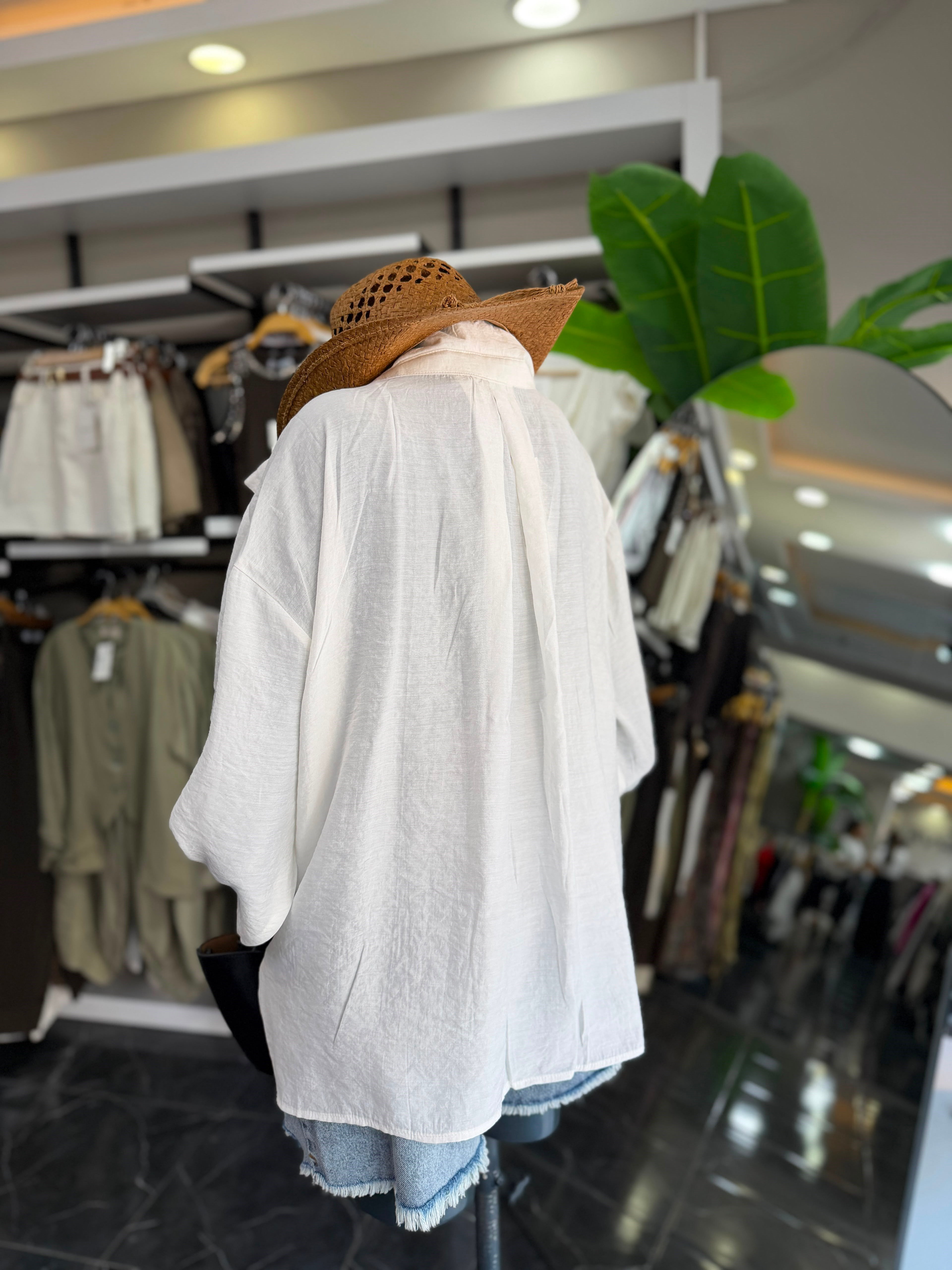 Beyaz Düşük Omuz Oversize Gömlek