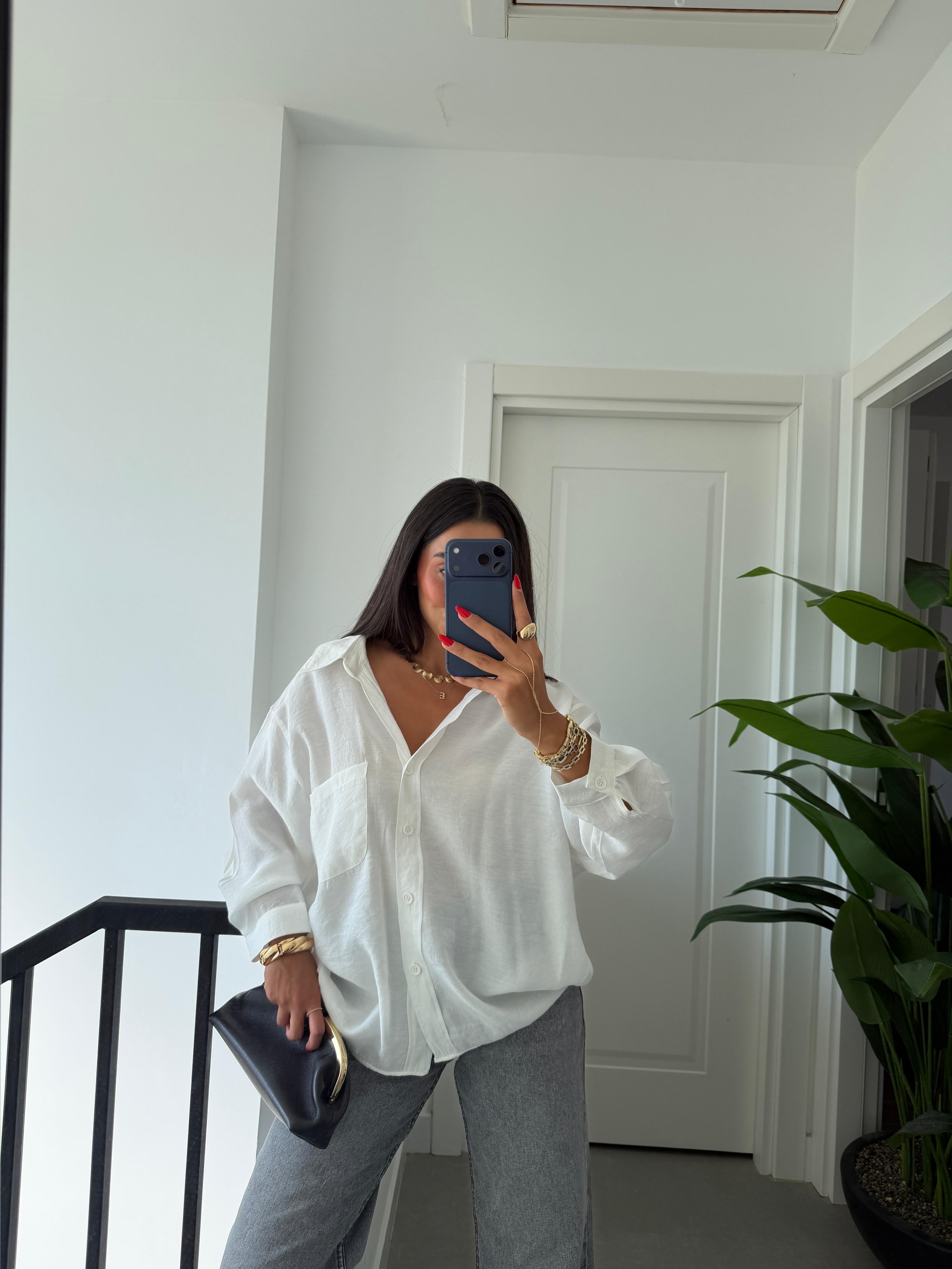 Beyaz Düşük Omuz Oversize Gömlek
