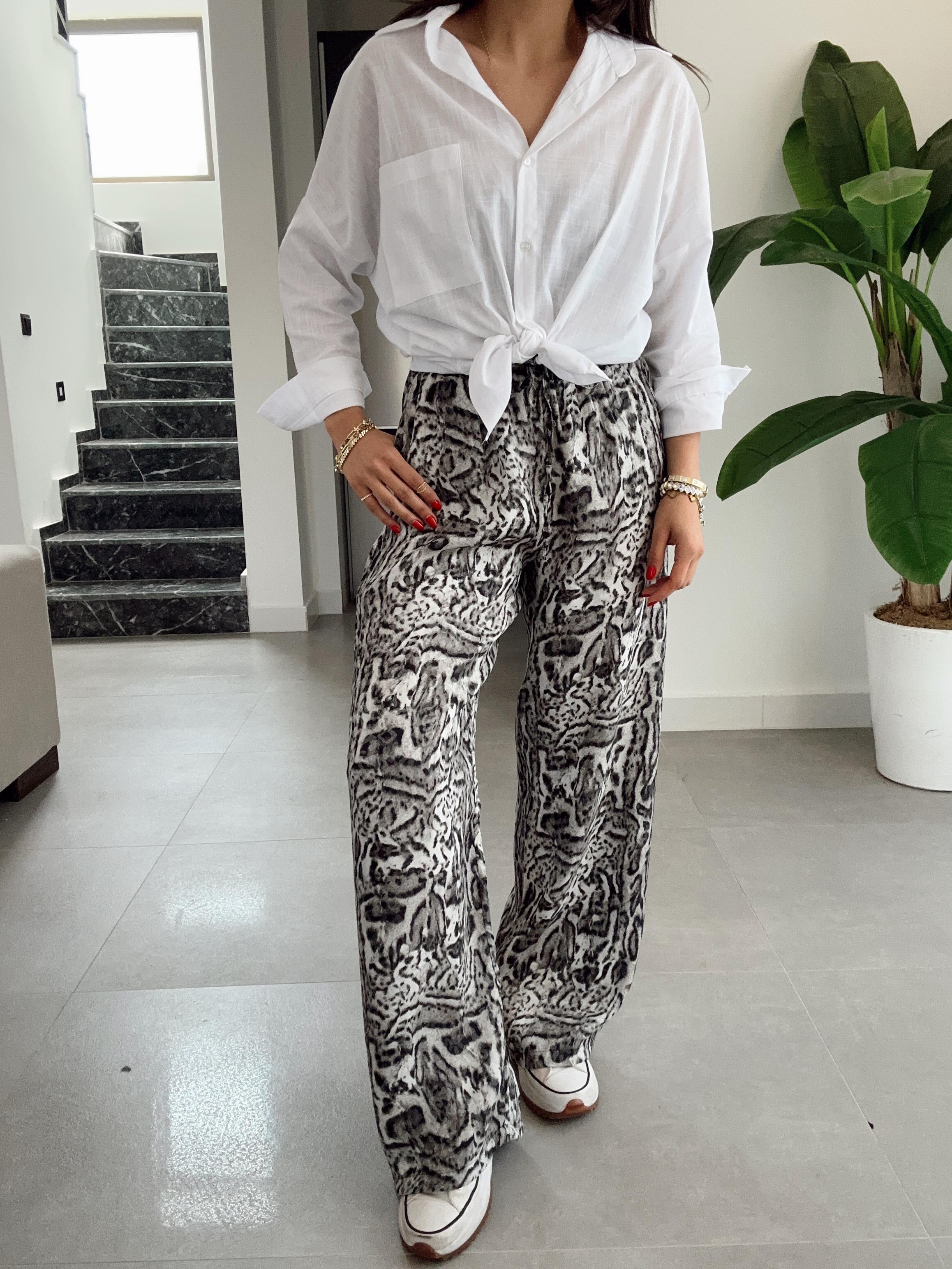 Beyaz Flamlı Keten Tek Cep Oversize Gömlek