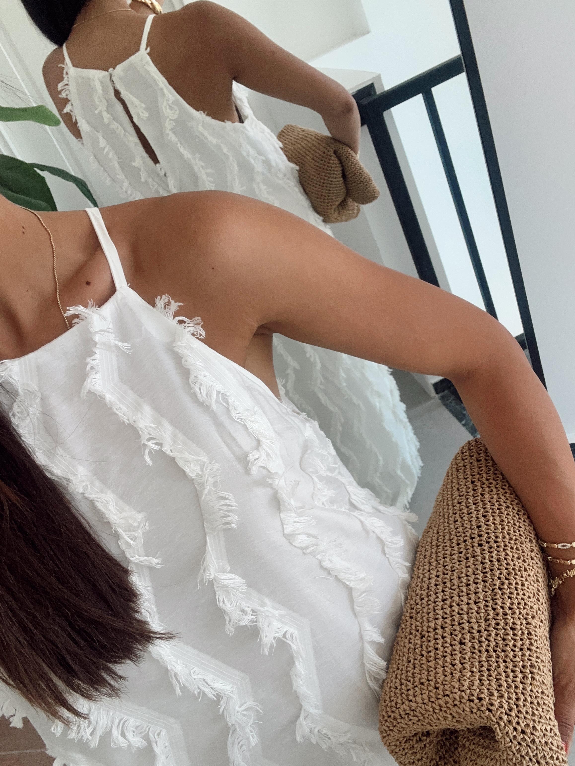 Beyaz Jakarlı Elbise