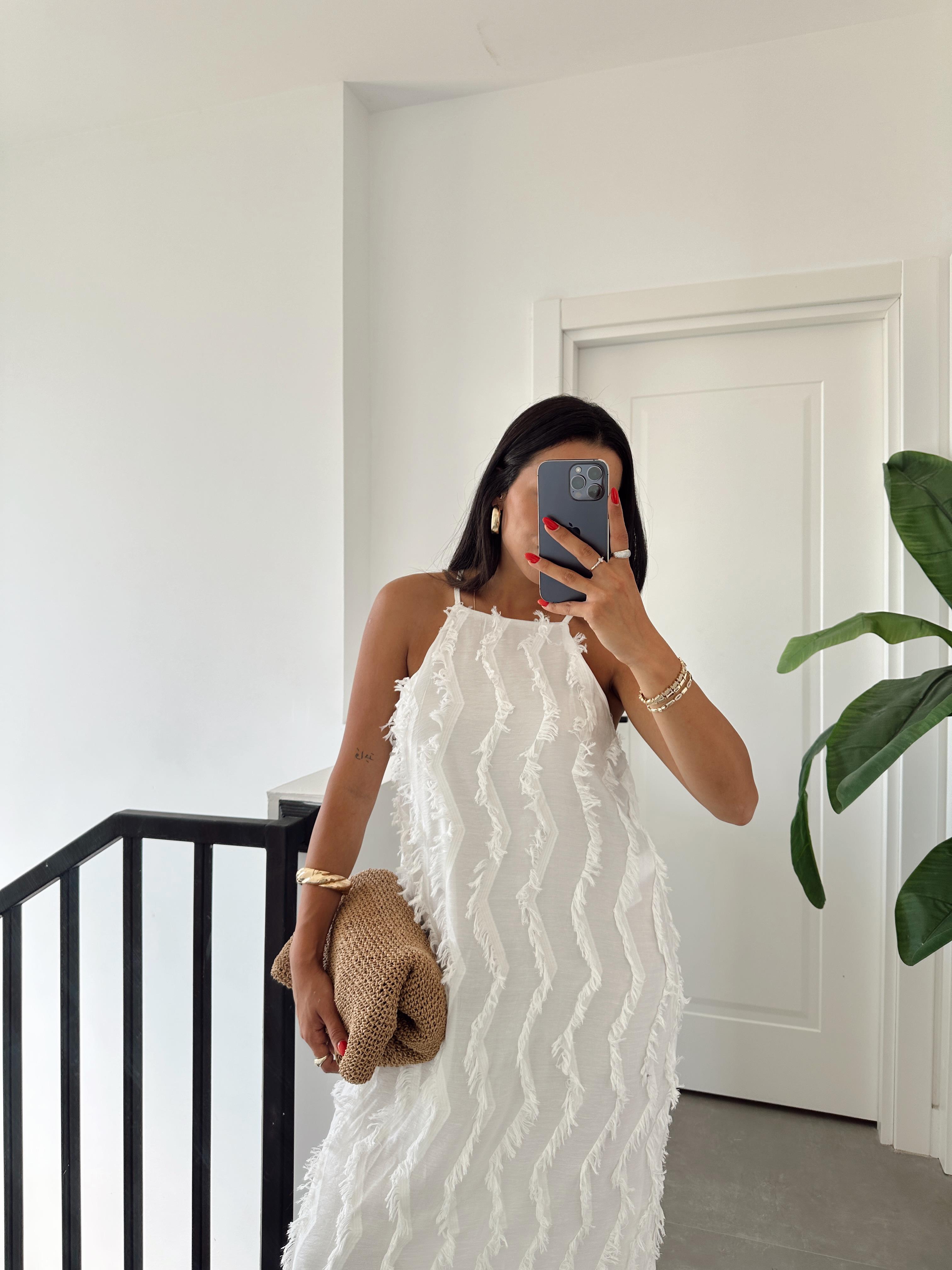 Beyaz Jakarlı Elbise