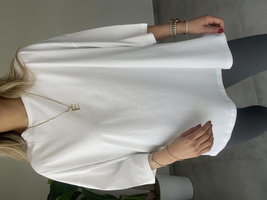 Beyaz Oversize Düşük Omuzlu Tişört