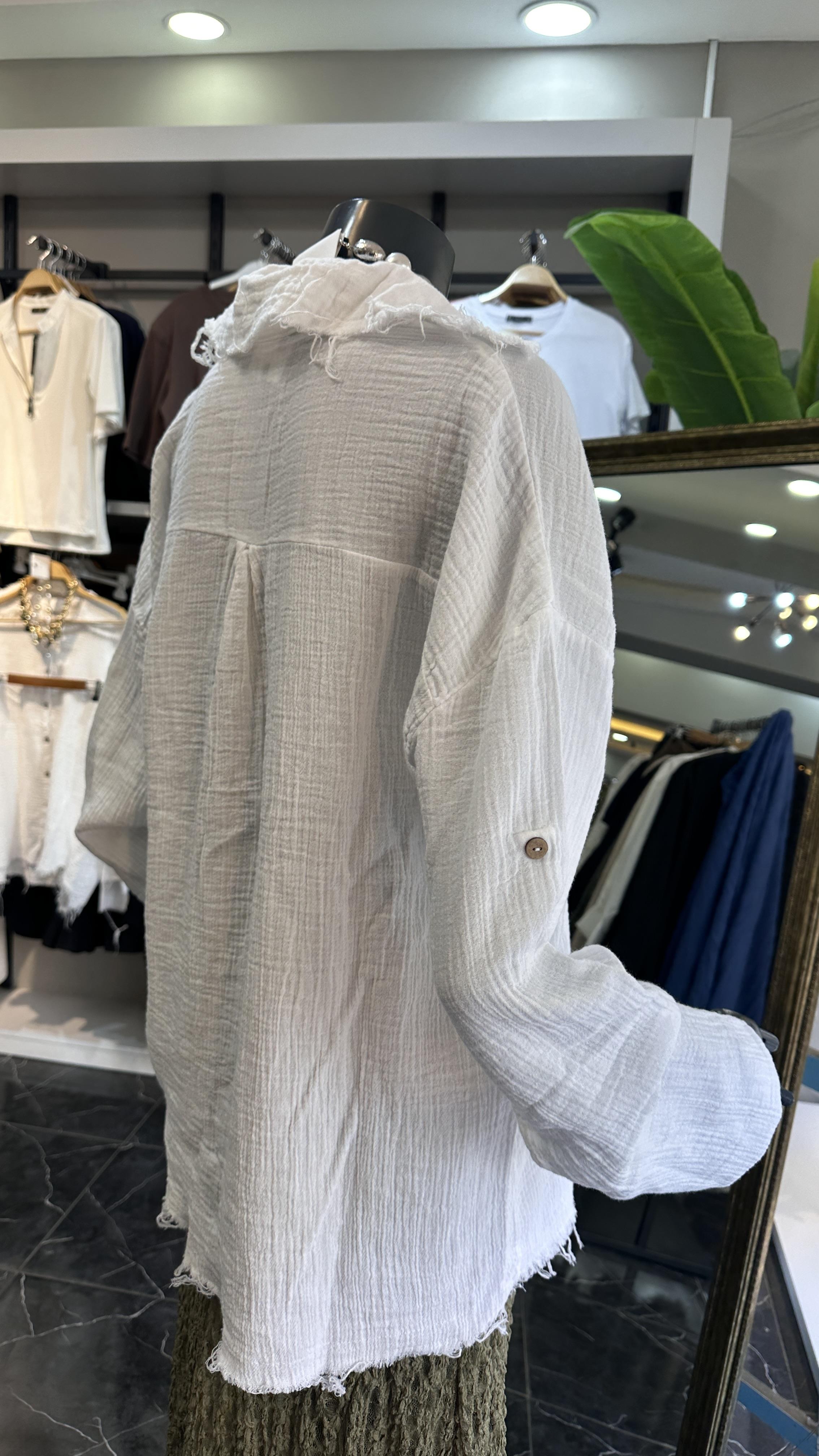 Beyaz Pis Dikiş Müslin Gömlek