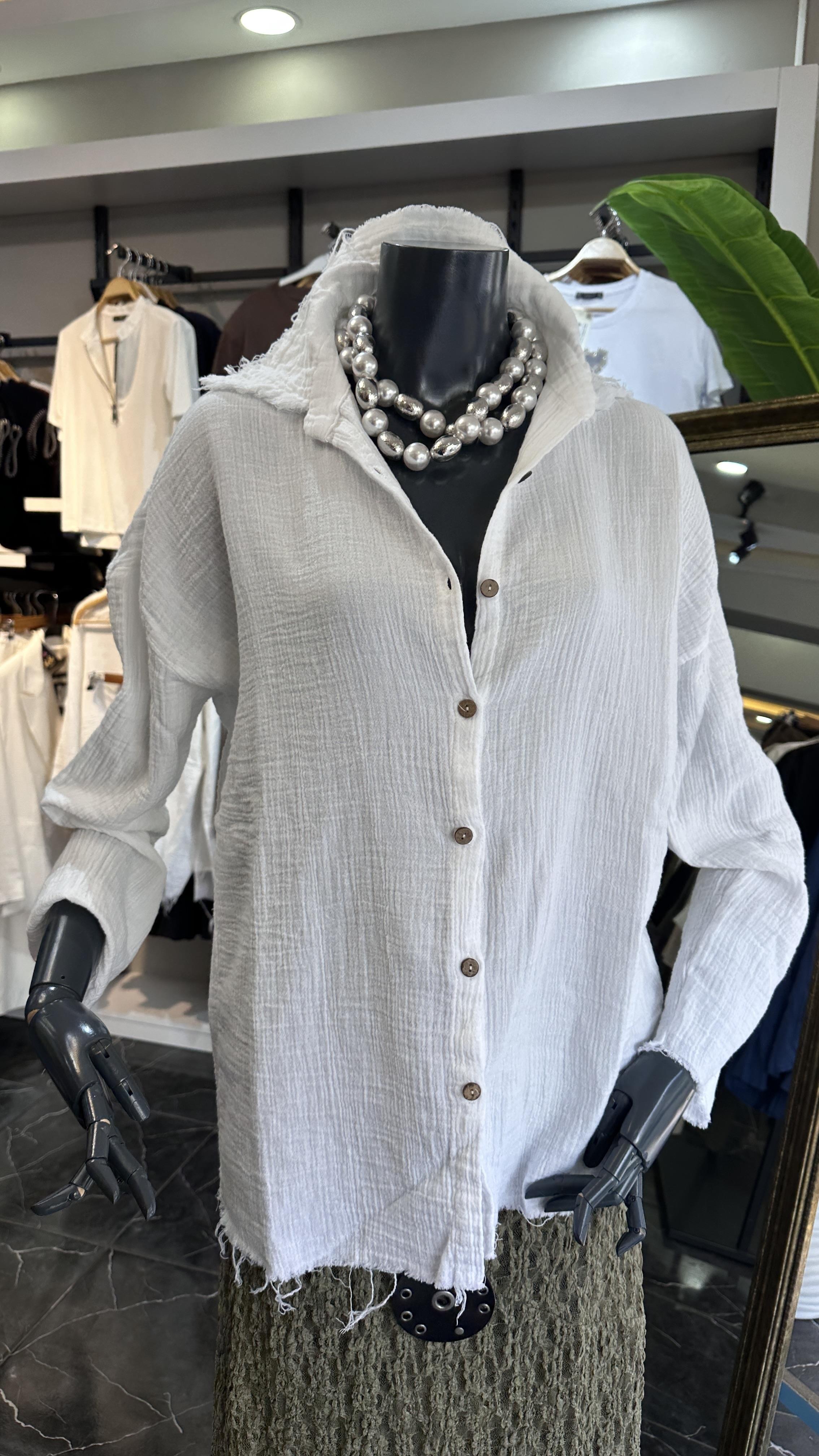 Beyaz Pis Dikiş Müslin Gömlek