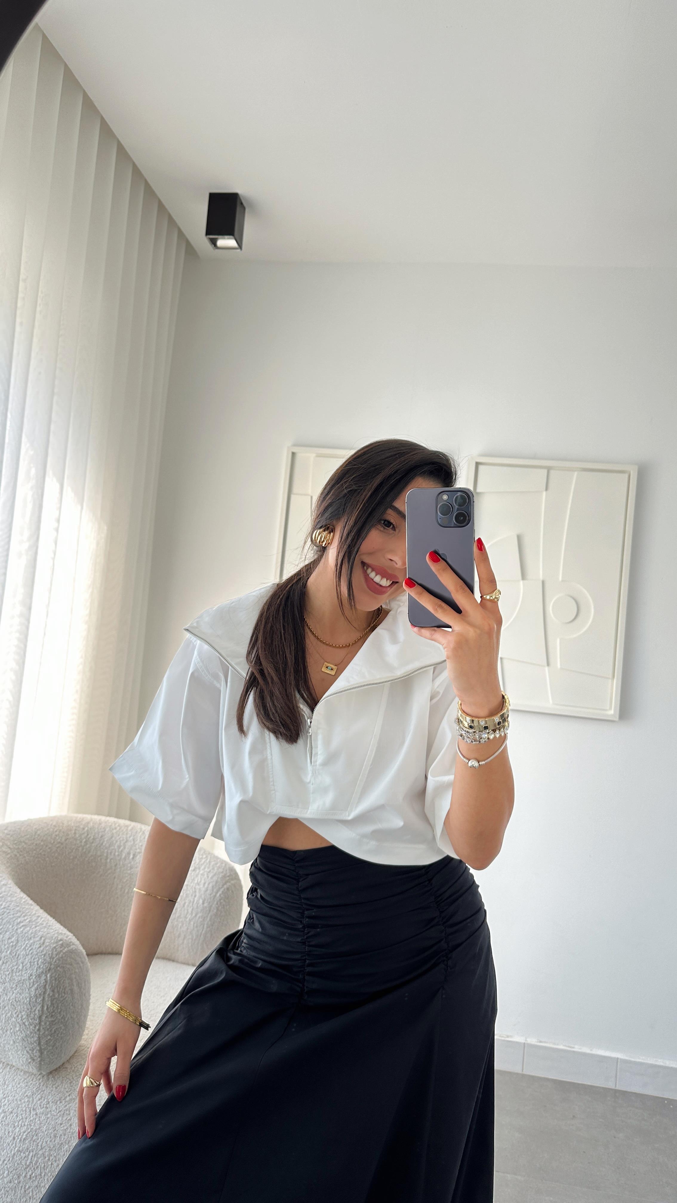 Beyaz Poplin Önden Yarım Fermuarlı Bluz