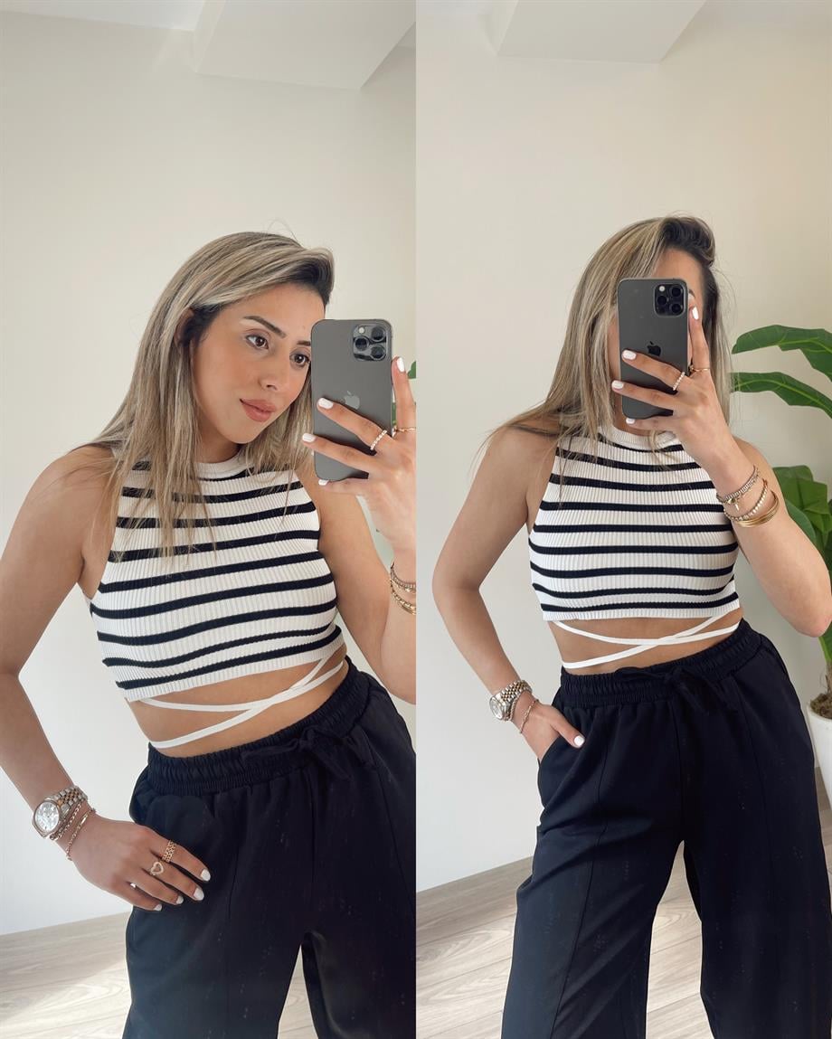 Beyaz-Siyah Çizgili Bağlama Detaylı Triko Atlet