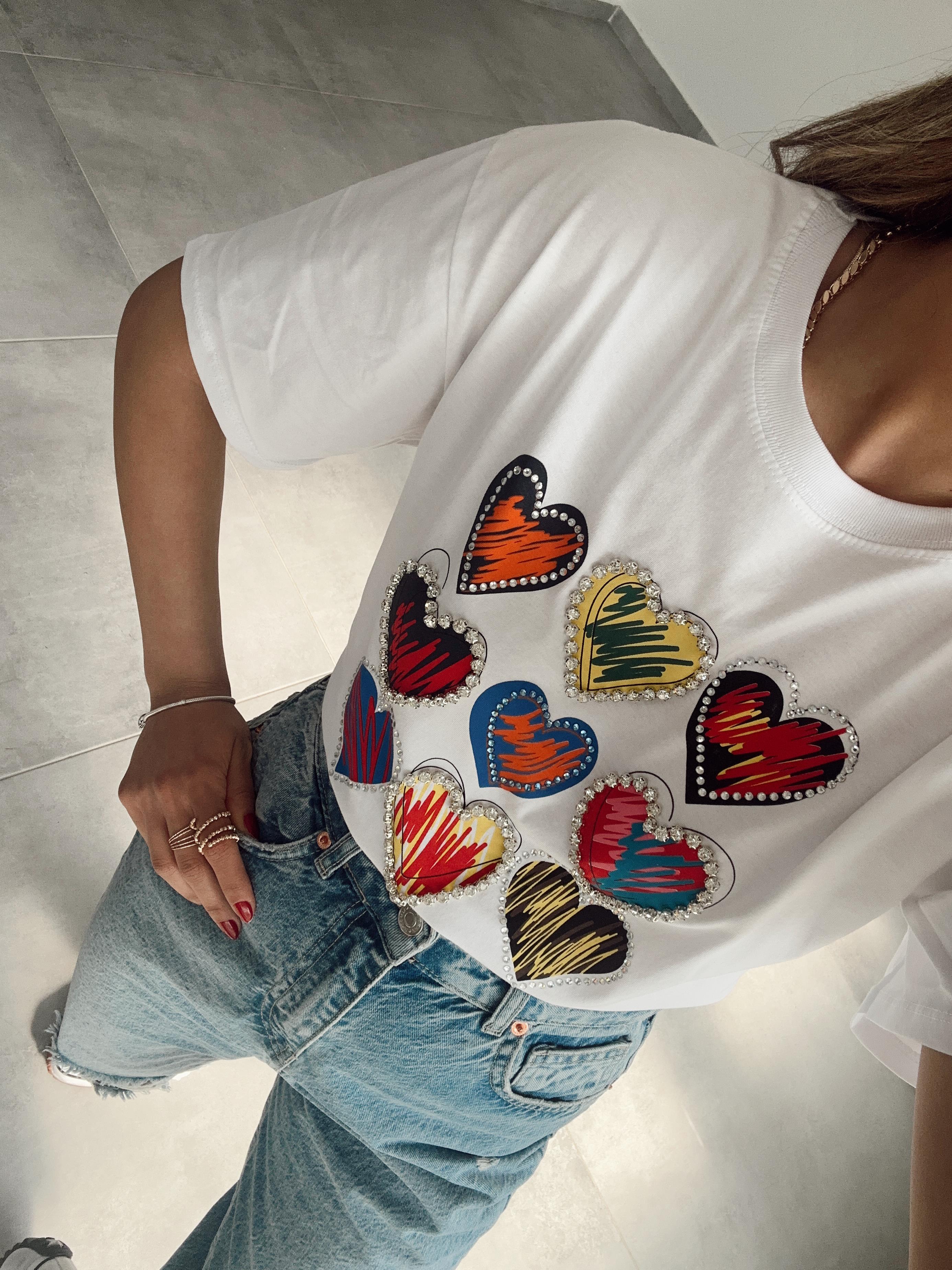 Beyaz Taşlı Kalp Baskı Tshirt