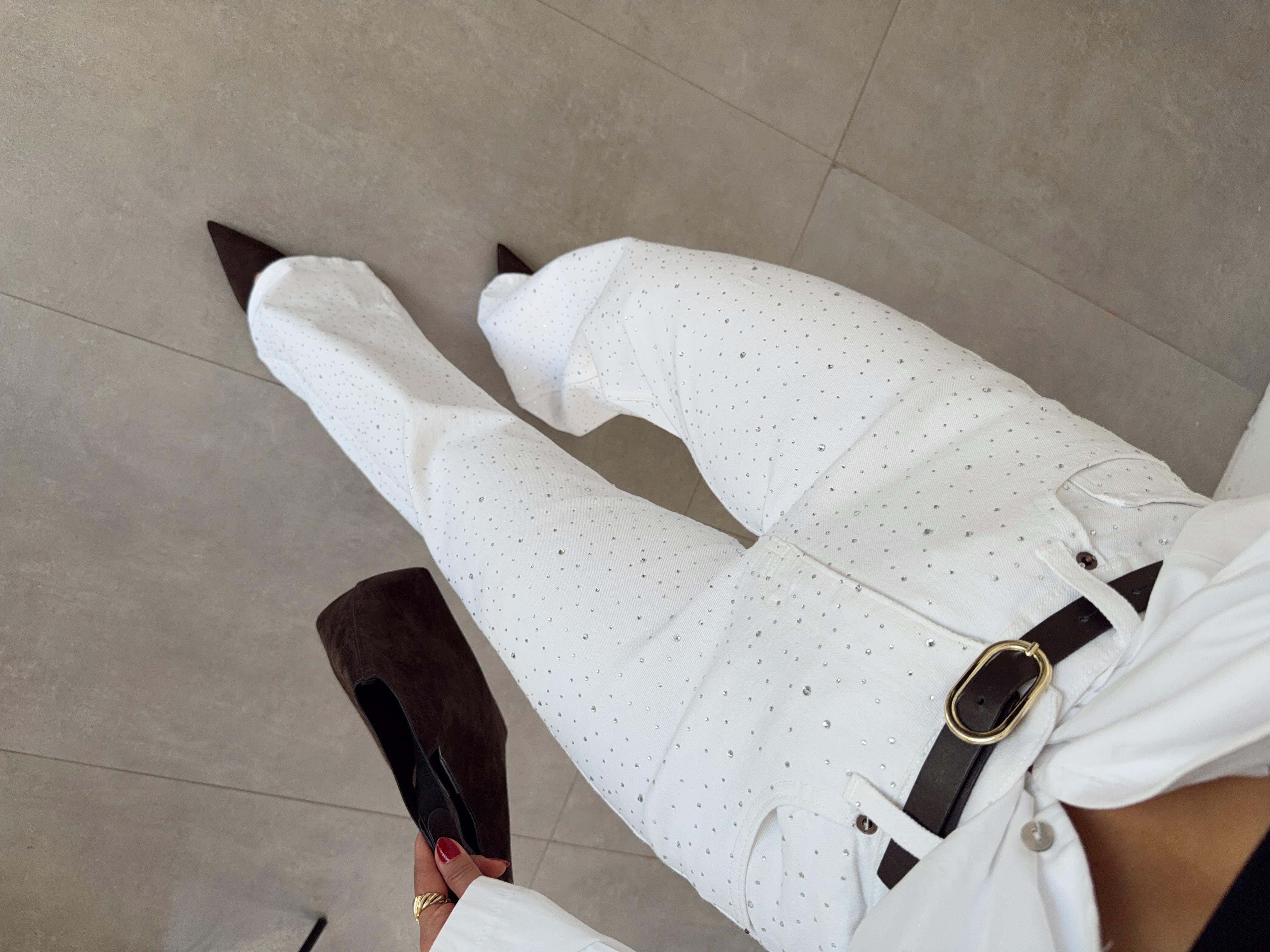 Beyaz Taşlı Wideleg Jean