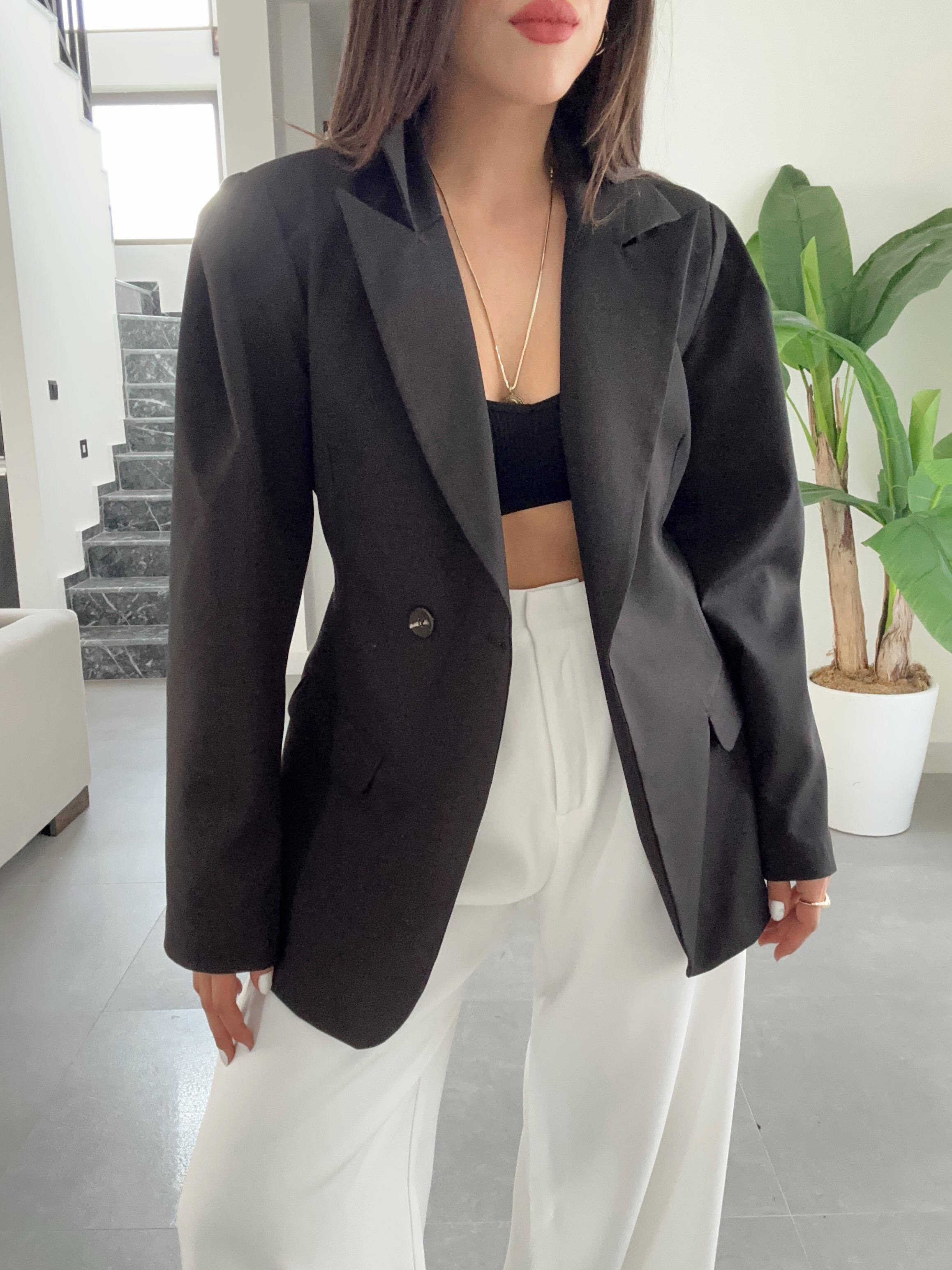 Briella Siyah Belden Oturtmalı Blazer