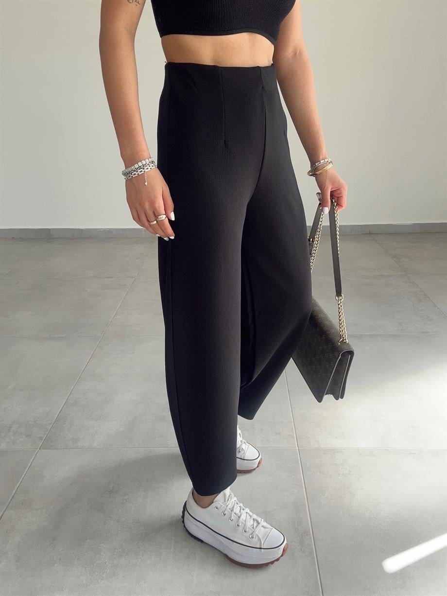 Cendy Krep Kemersiz Siyah Balon Pantolon