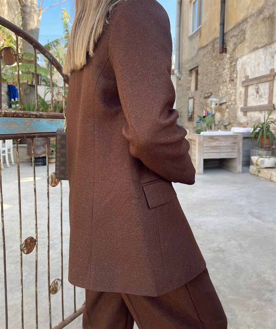 Cep Detaylı Kahverengi Blazer Ceket