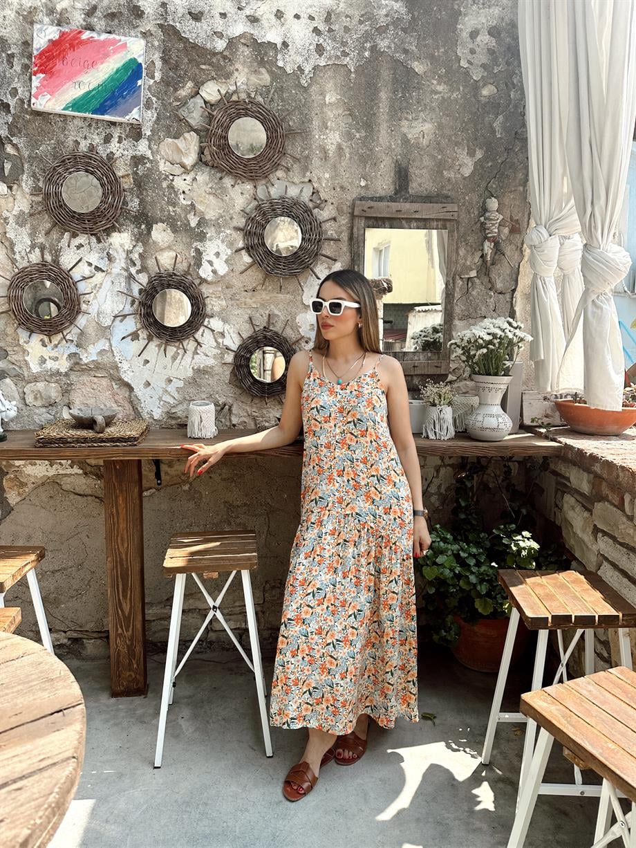 Çiçek Desenli Askılı Elbise