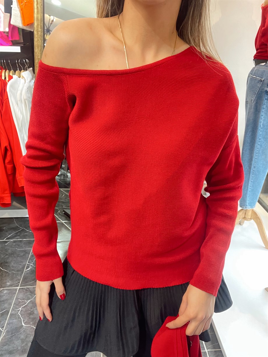 Çıkabilen Yaka Detaylı Düşük Omuz Kırmızı Triko