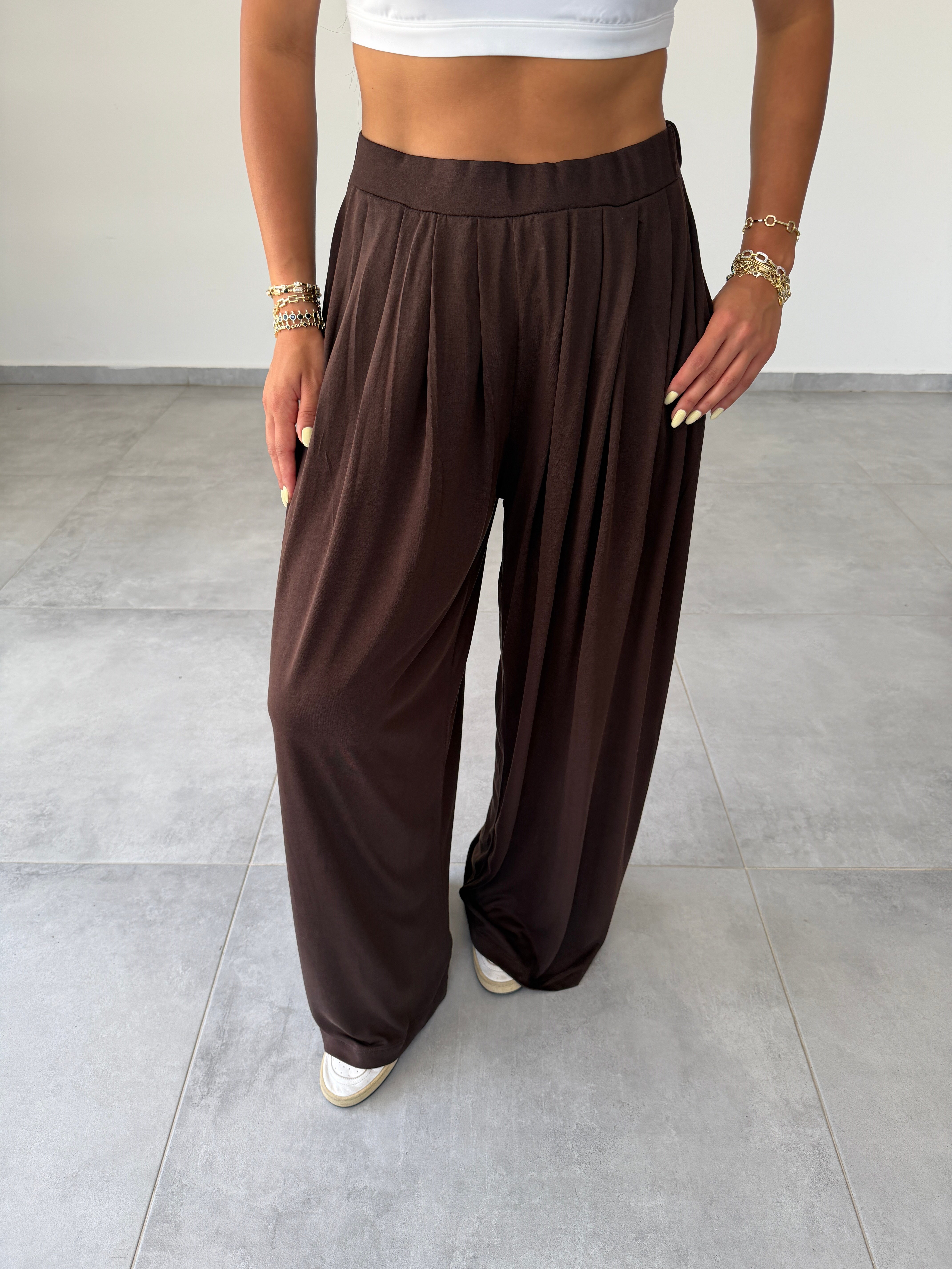 Comfort Kahve Pileli Bol Paça Pantolon