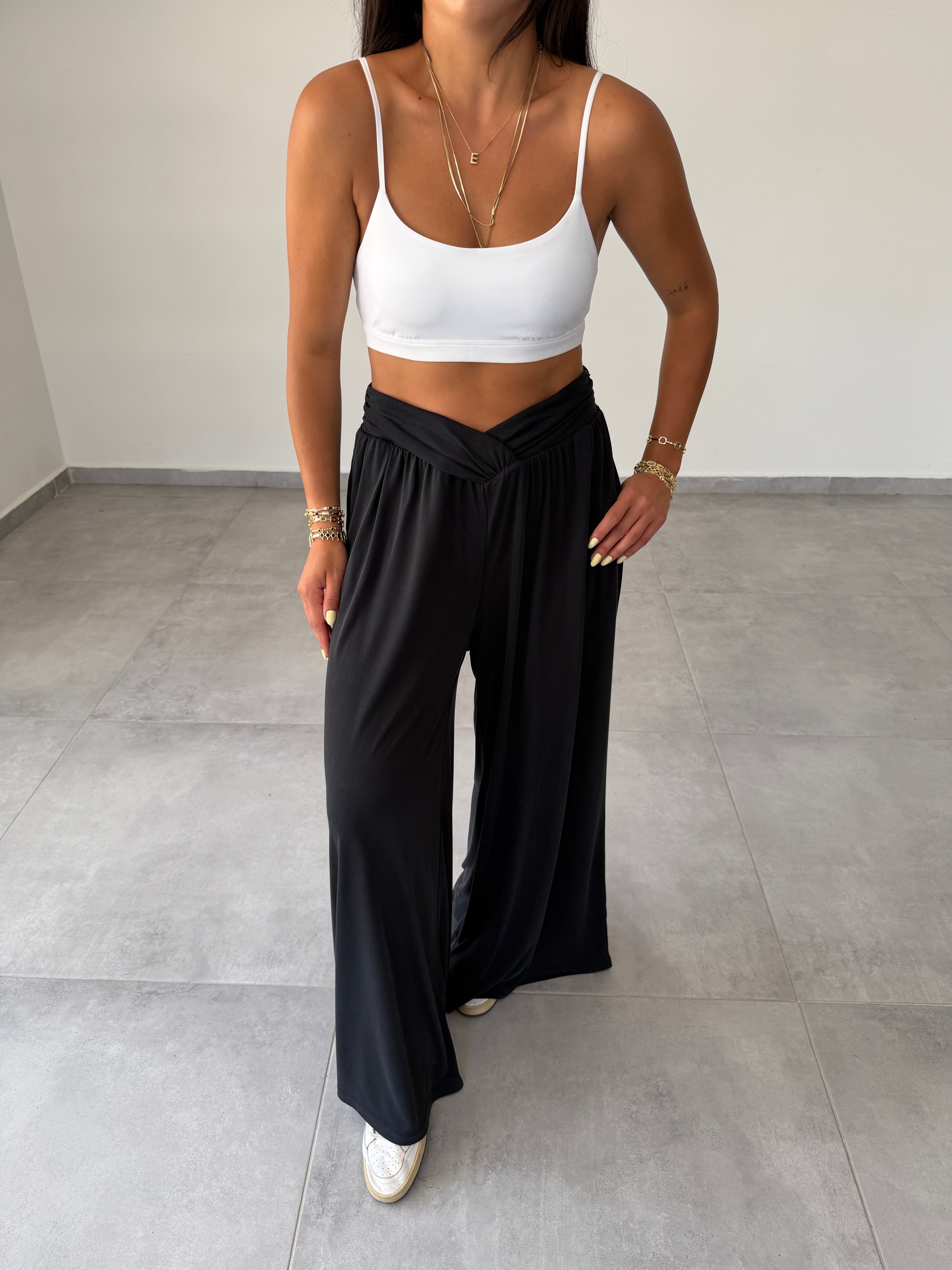Comfort Siyah Kruvaze Bel Detaylı Modal Bol Paça Pantolon