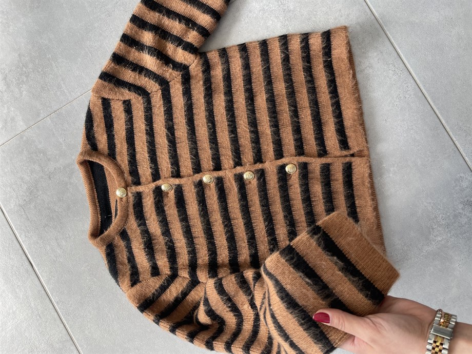 Deve Tüyü  Gold Düğmeli Peluş Hırka