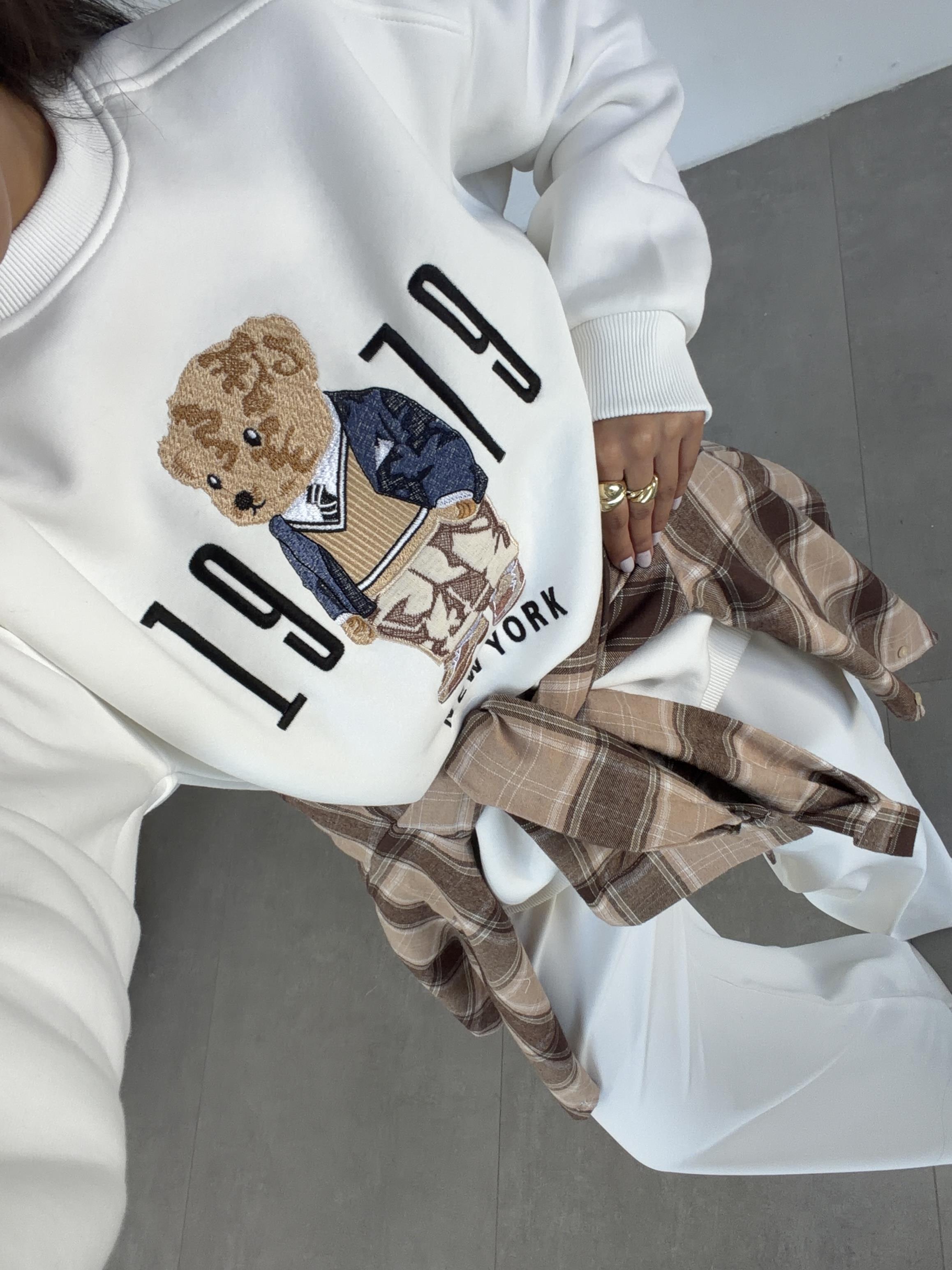 Ekru Ayıcık Desenli Sweatshirt