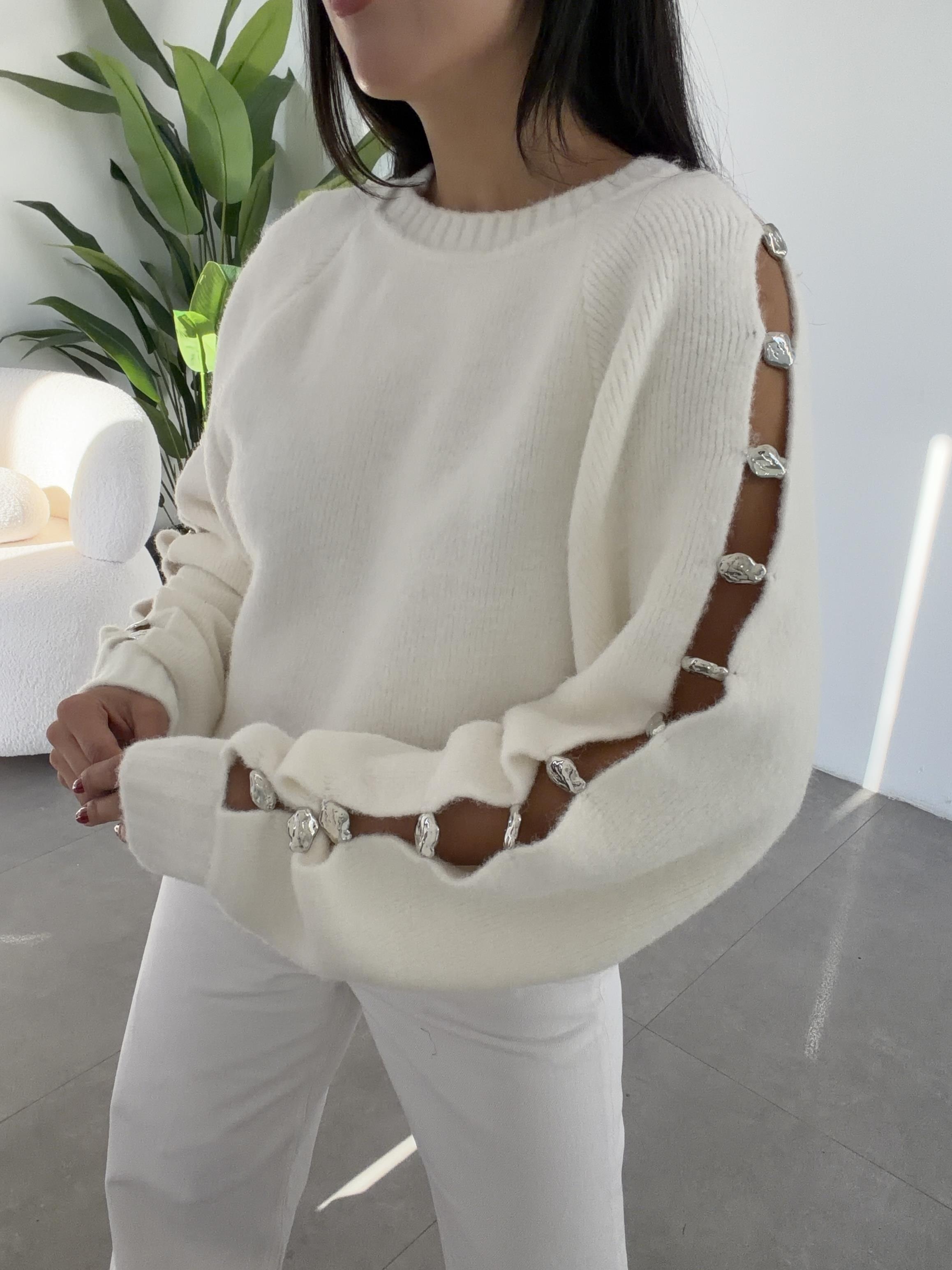 Ekru Bisiklet Yaka Aksesuar Detaylı Tirko Kazak