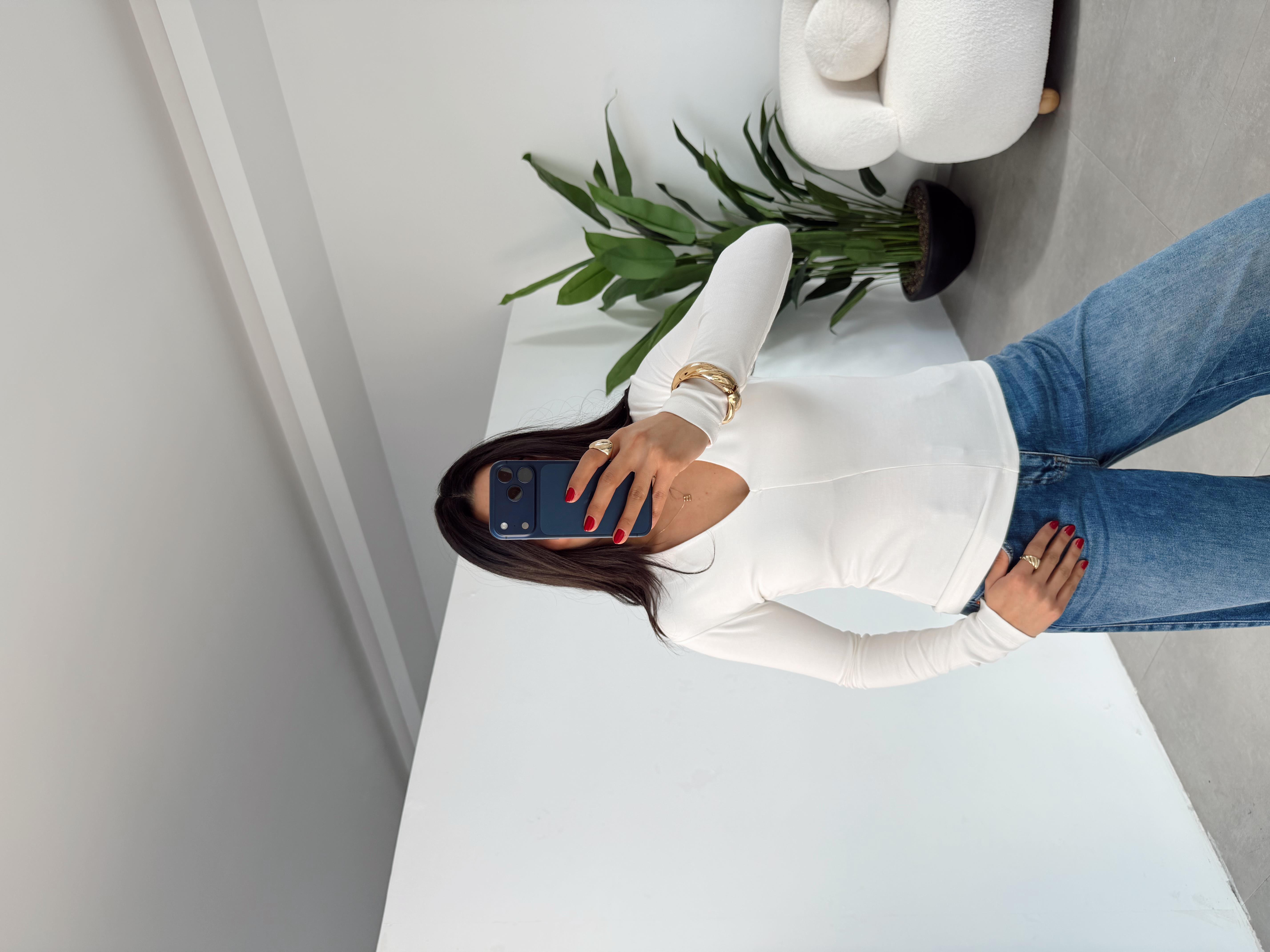 Ekru Buzzy V Yaka Uzun Kollu Body