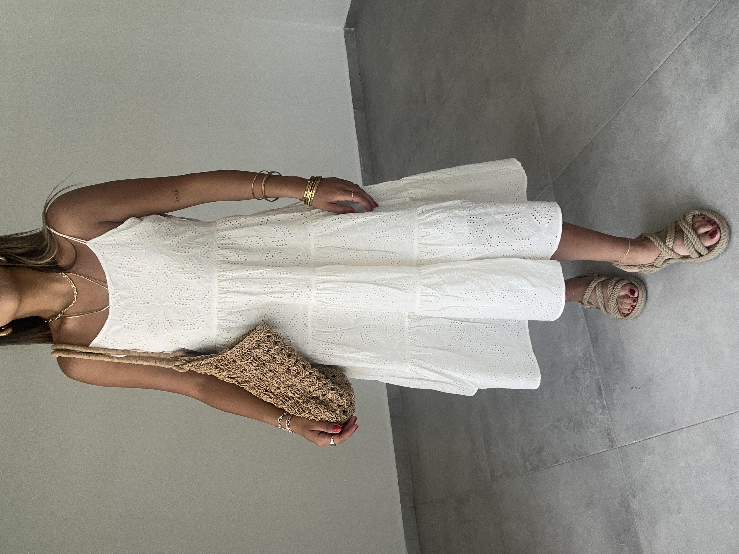 Ekru Güpür İşlemeli Askılı Elbise