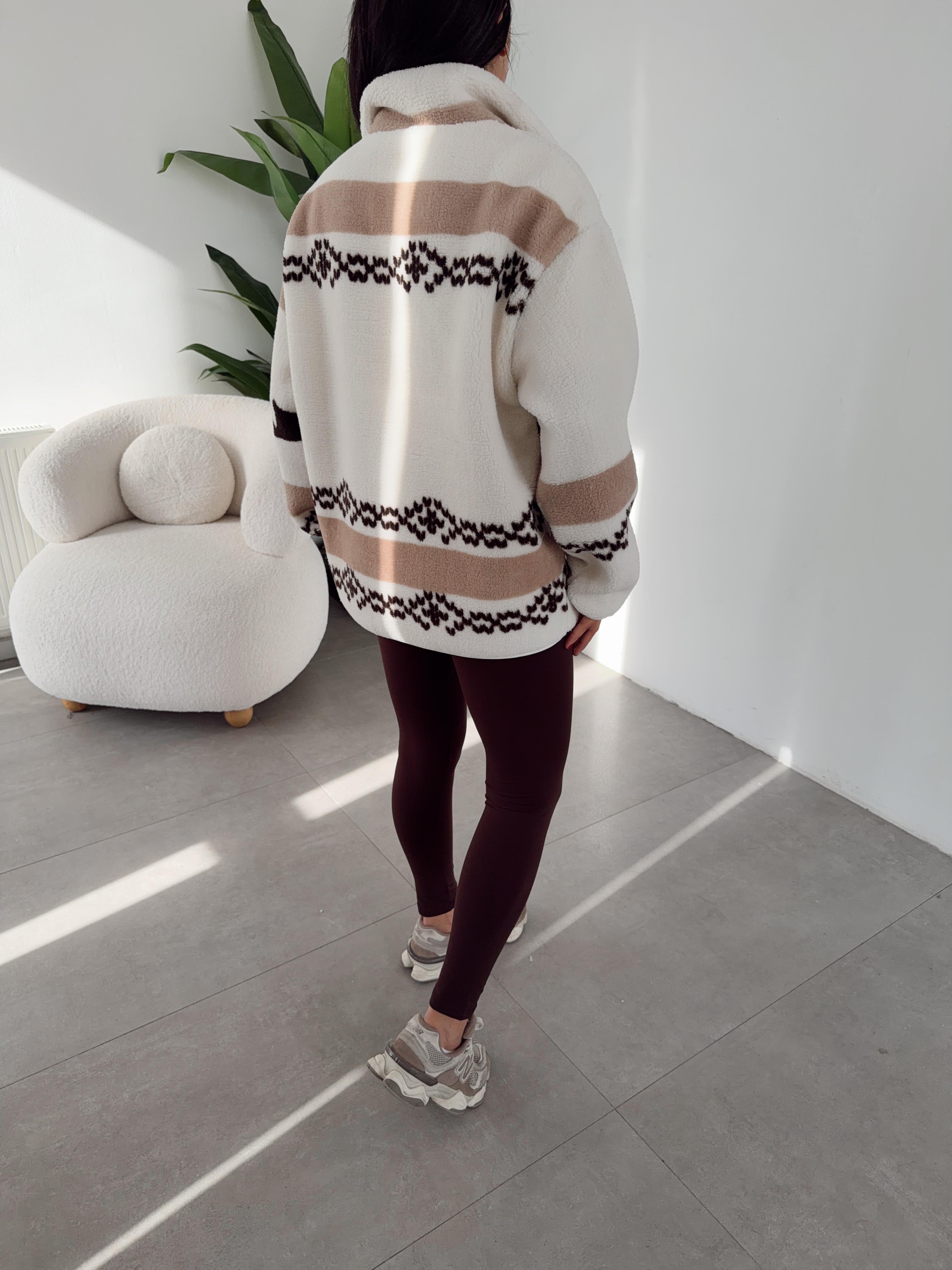 Ekru-Kahve Geyik Desenli Polar Sweatshirt