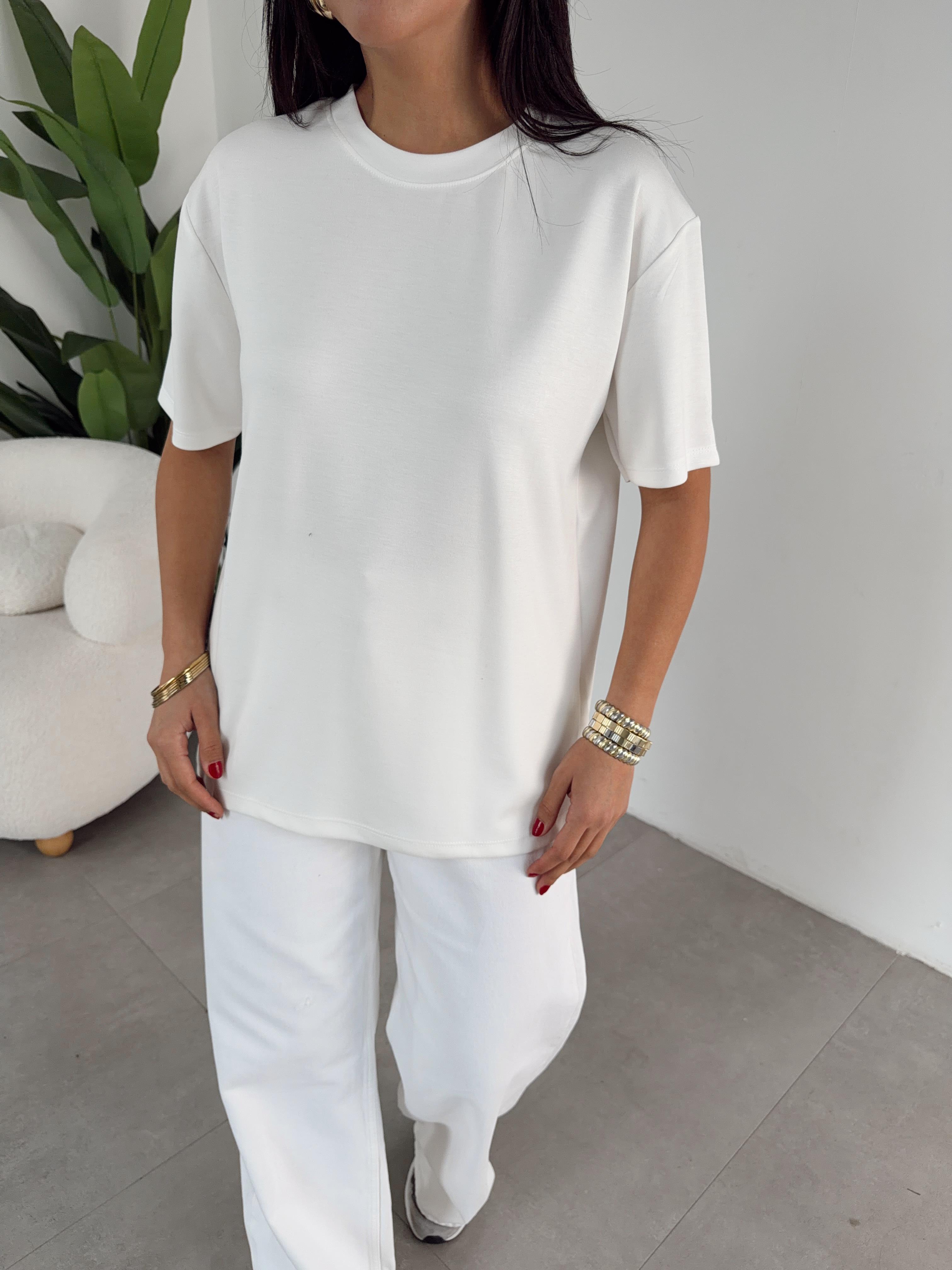 Ekru Modal Kumaş Bisiklet Yaka Tshirt