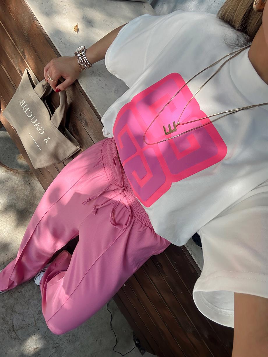 Ekru Pembe Önden Baskılı Tişört
