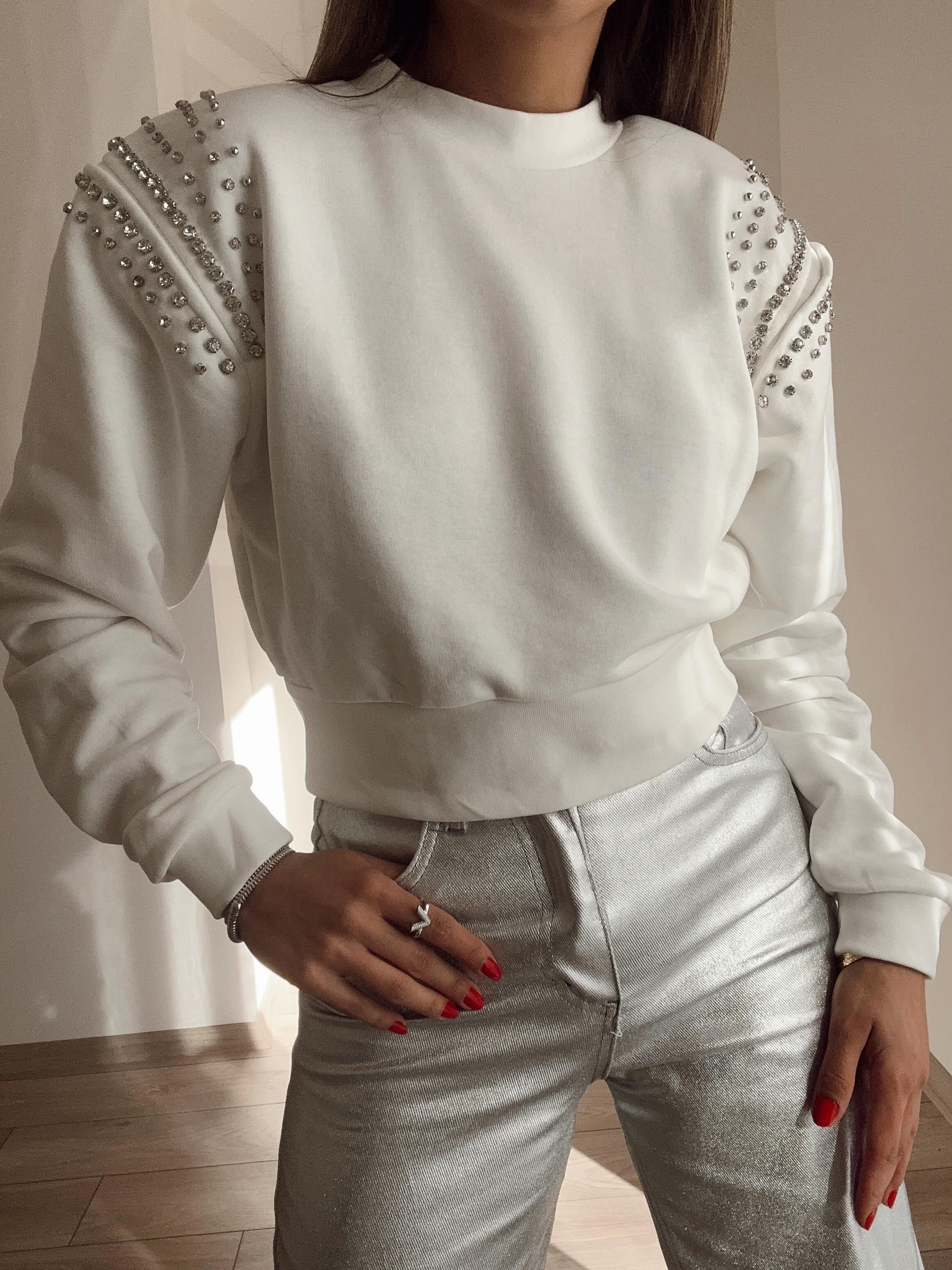 Ekru Vatkalı Taşlı Crop Bluz