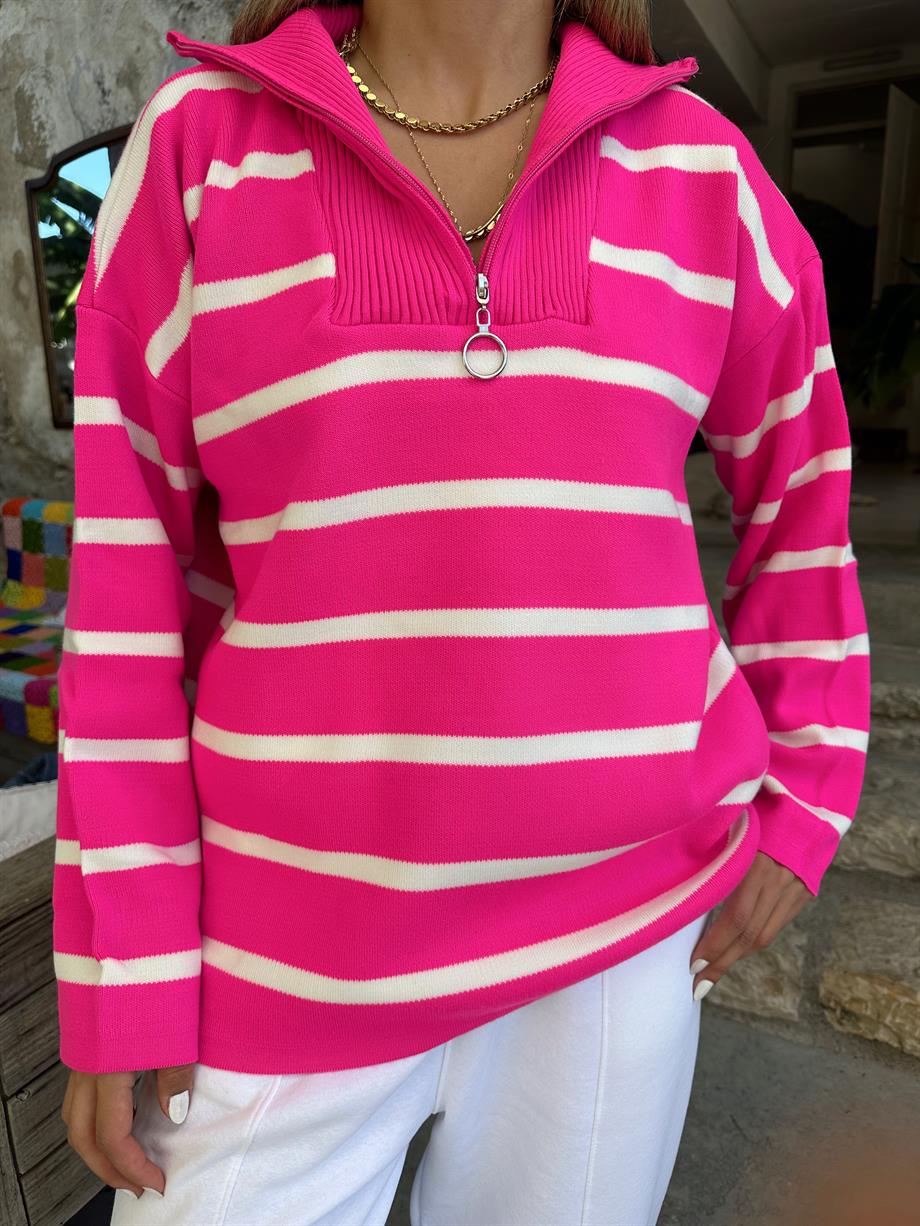 Fuşya-Ekru Dik Yaka Fermuarlı Çizgili Triko Kazak