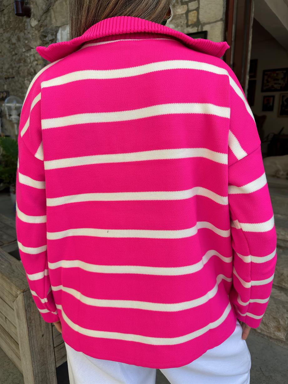 Fuşya-Ekru Dik Yaka Fermuarlı Çizgili Triko Kazak