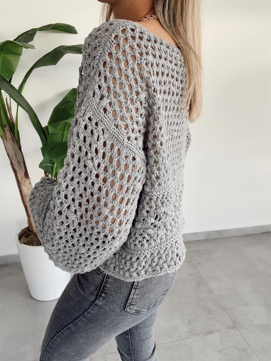 Gri Ajurlu Ponponlu Triko Kazak