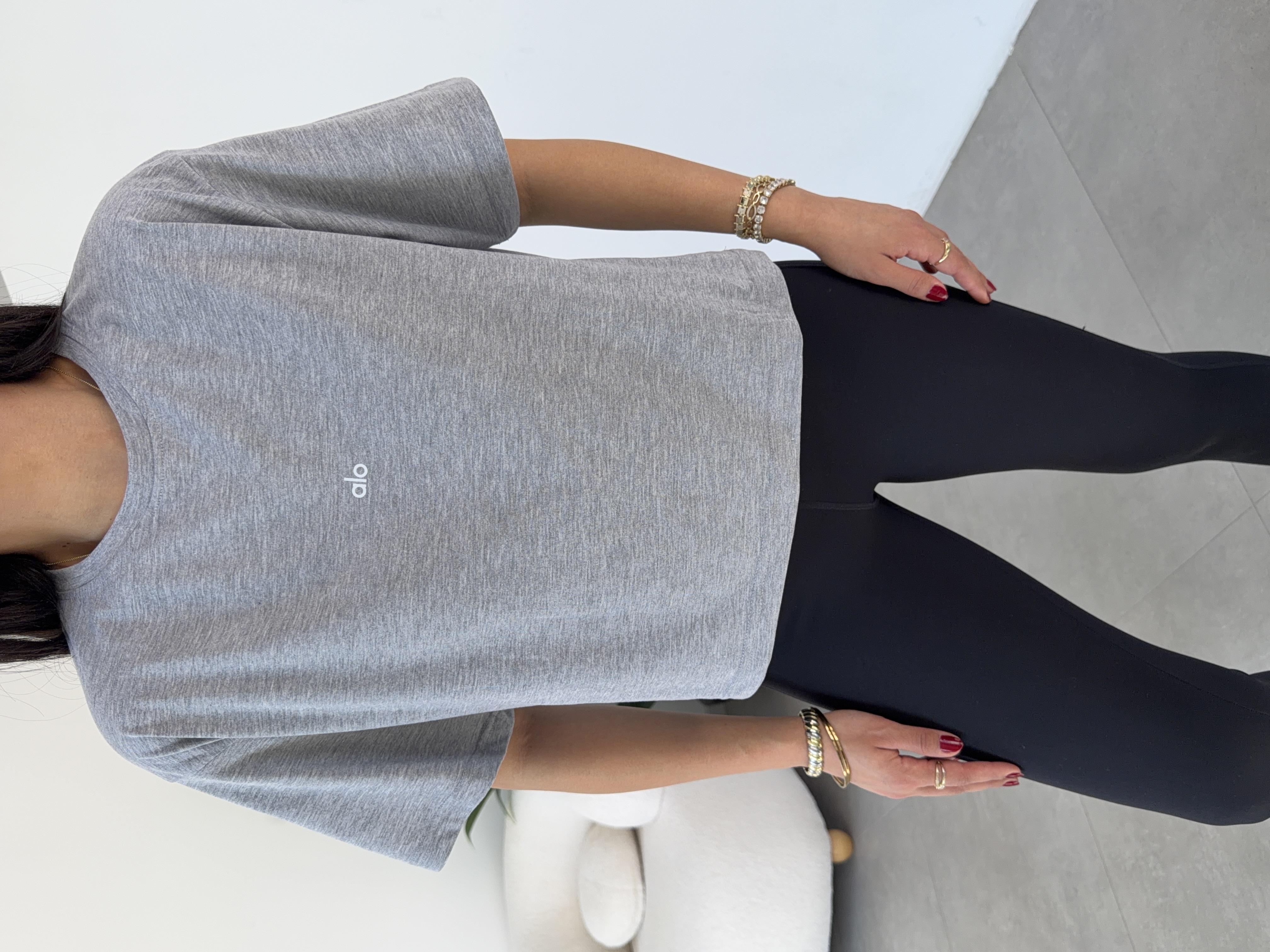 Gri Ao Basic Crop