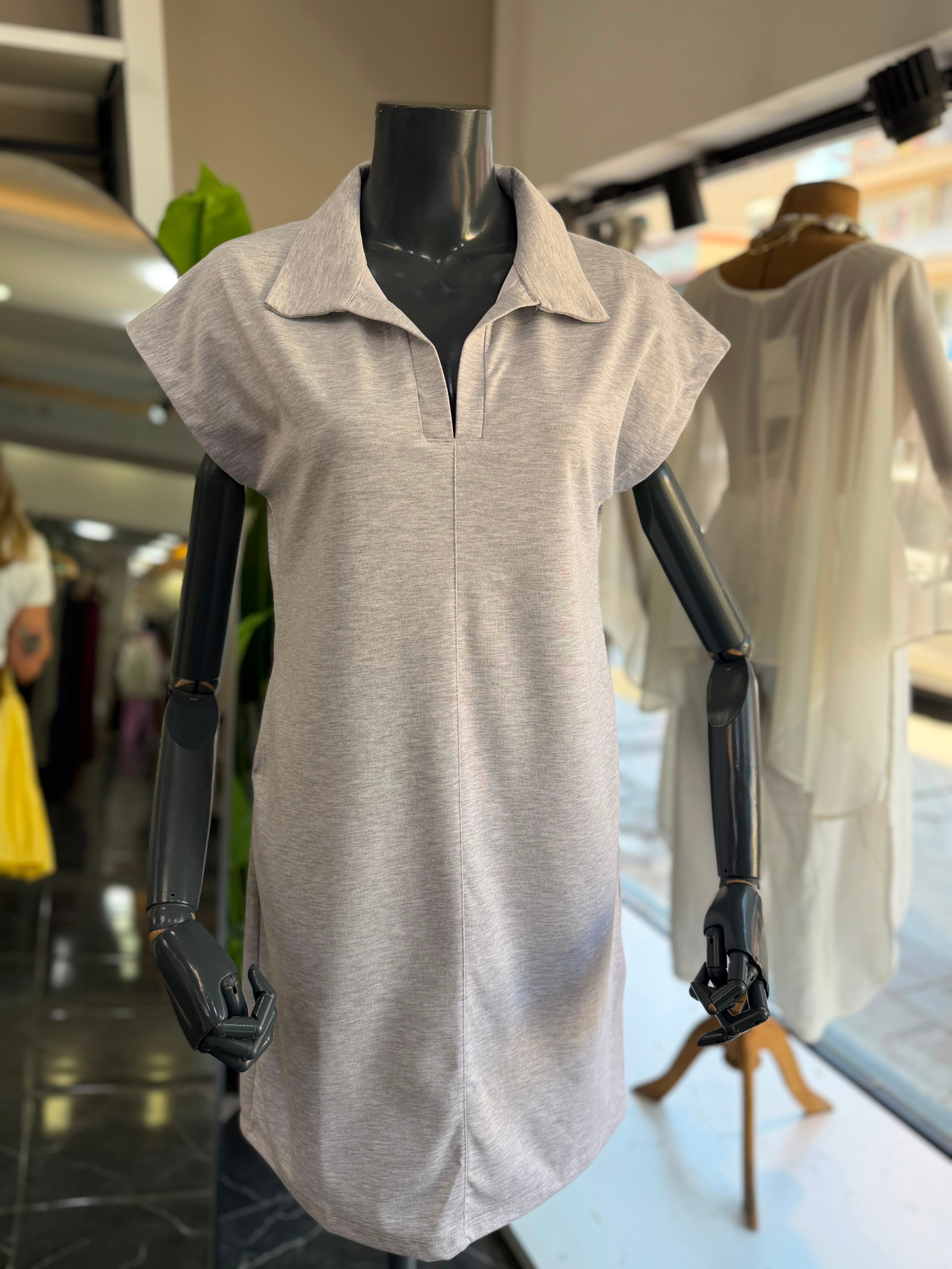 Gri Modal Polo Yaka Çimalı Elbise