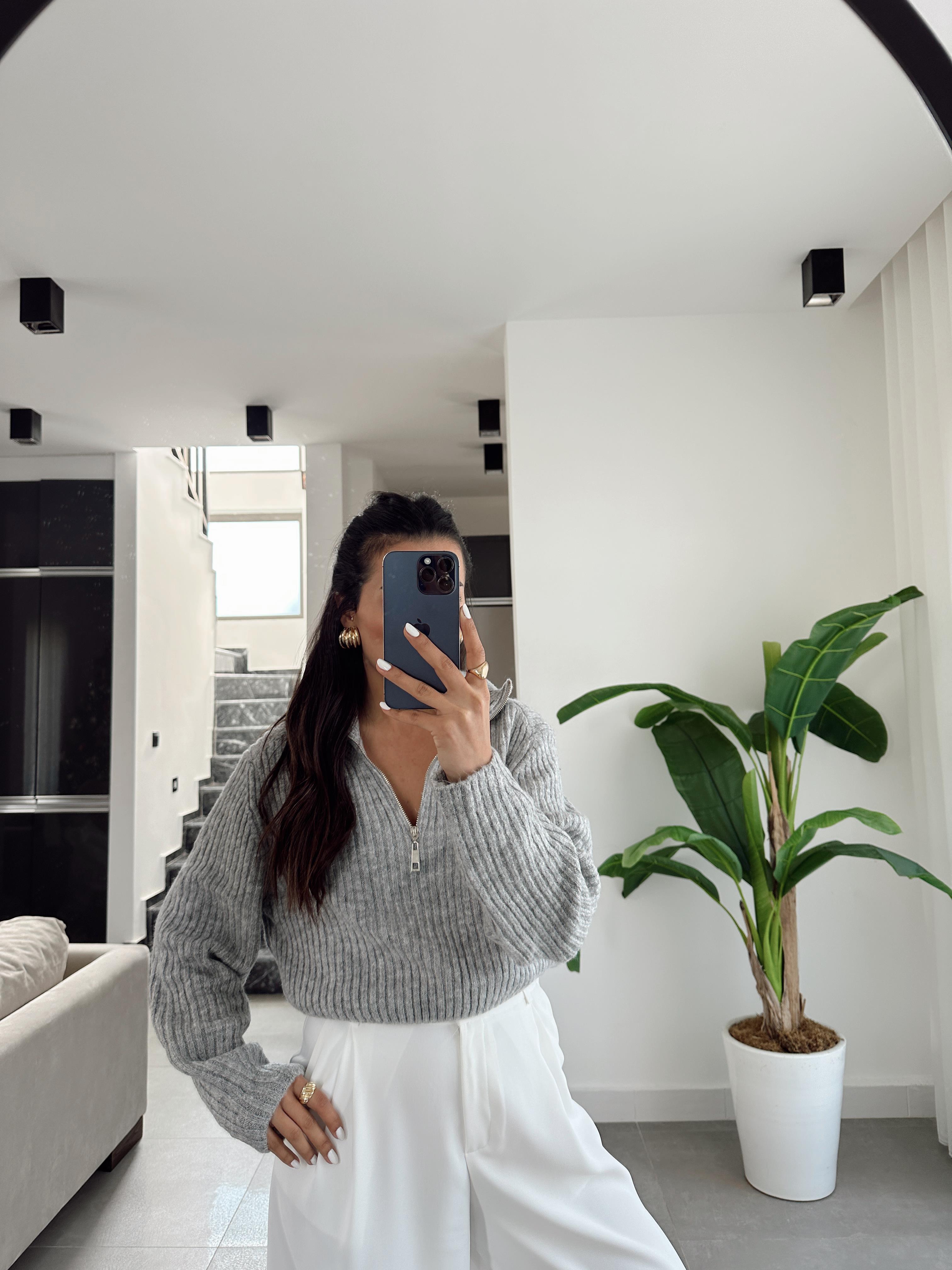 Gri Polo Yaka Fermuarlı Triko Kazak