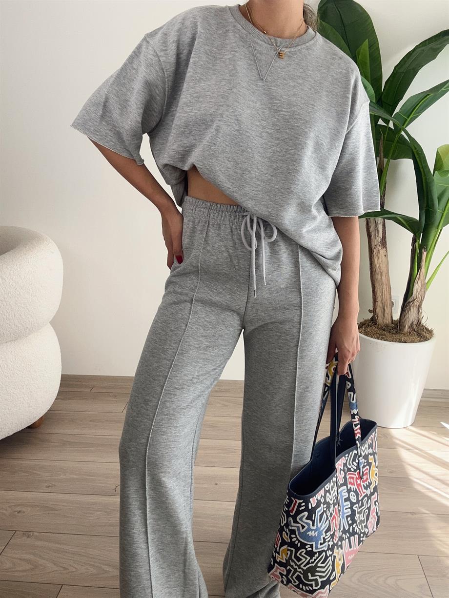 GriKollar Ve Bel Kısmı Kesik Detay Sweat Eşofman