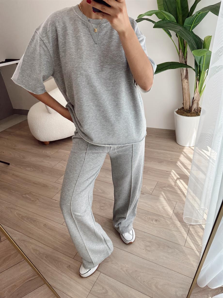GriKollar Ve Bel Kısmı Kesik Detay Sweat Eşofman