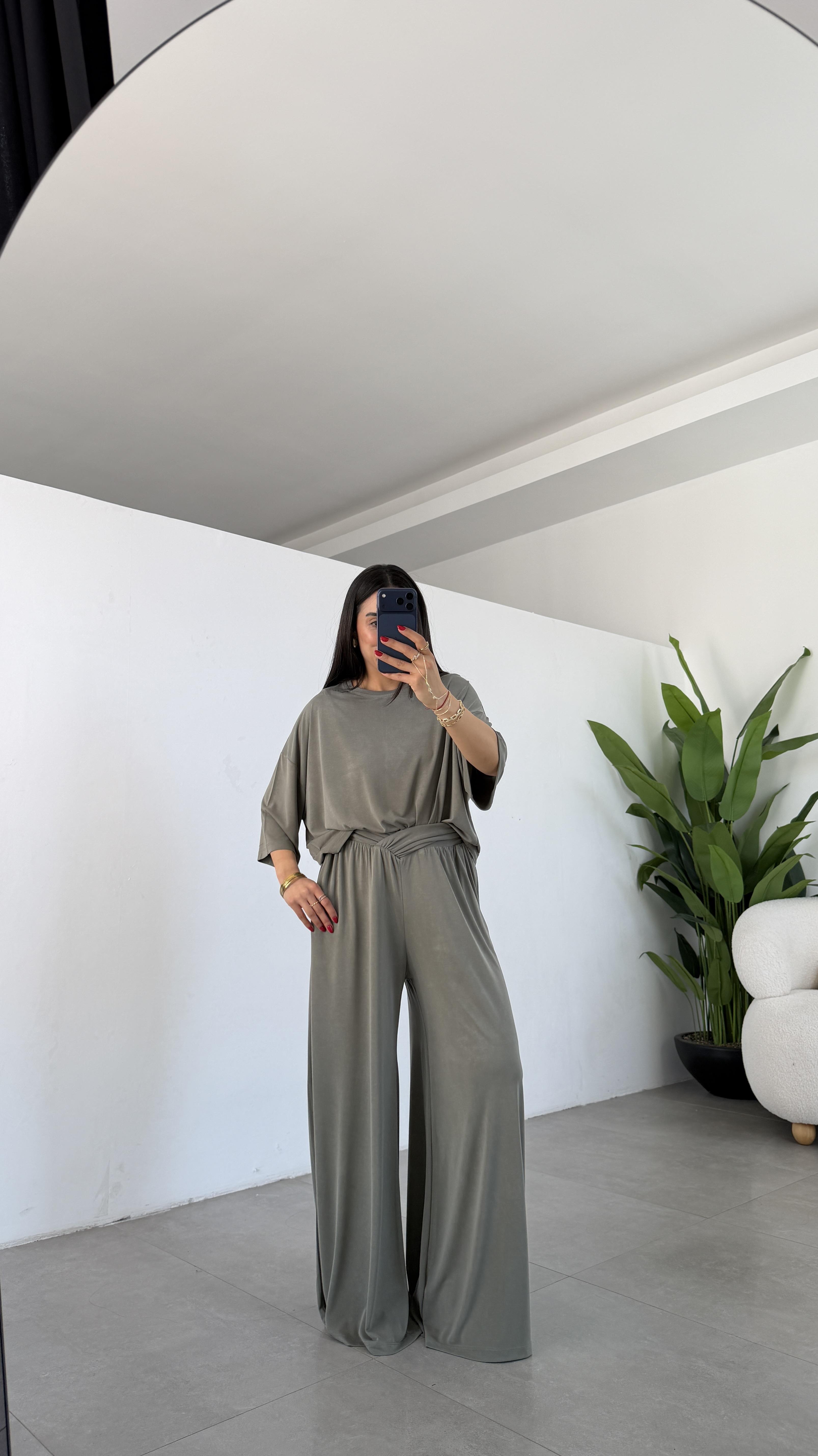 Comfort Haki Modal Düşük Kol T-Shirt