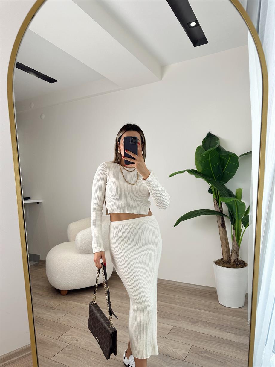 Ham Ekru Yırtmaçlı Triko Etek