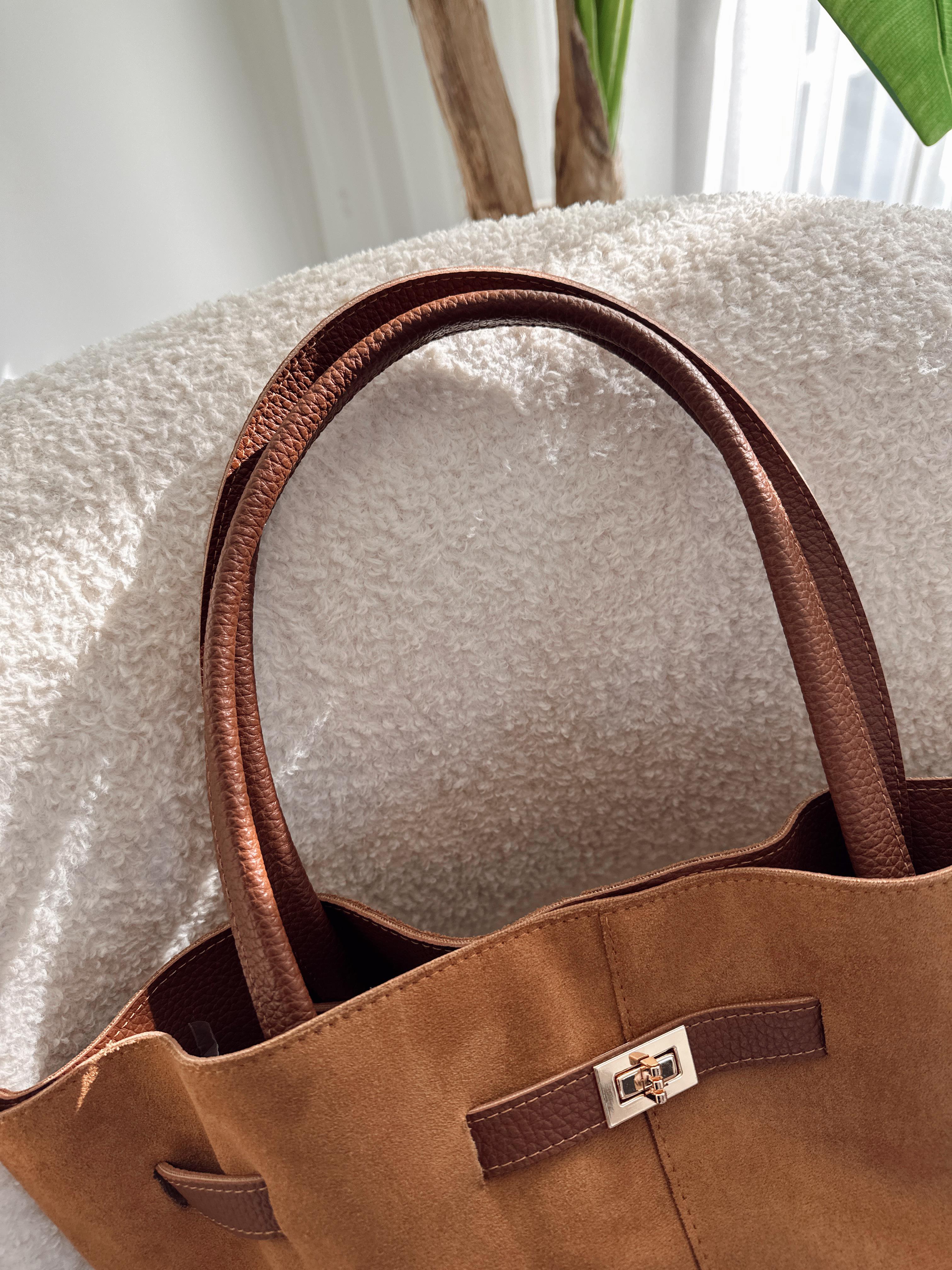 Helena Kahve Süet Model El Ve Kadın Omuz Çantası